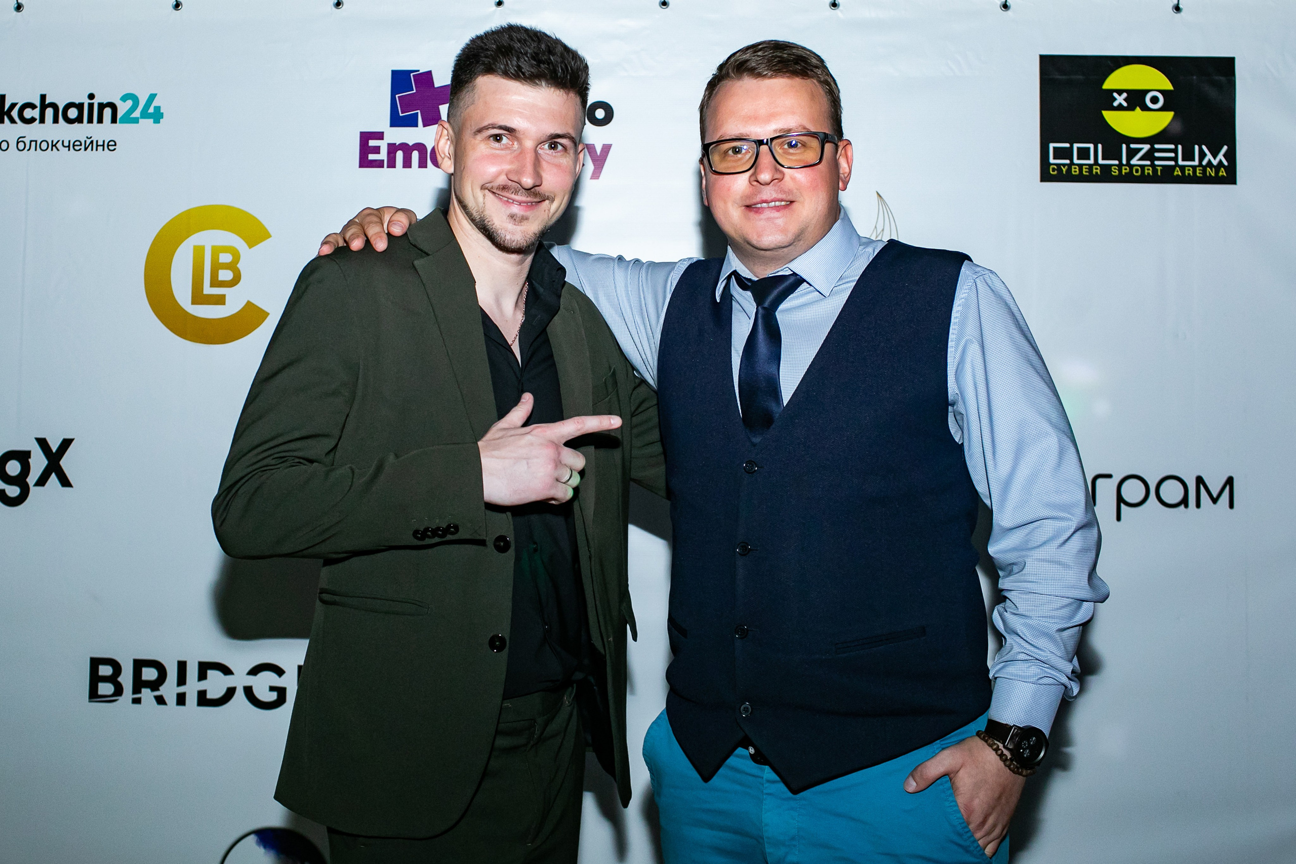 Встреча криптовалюте. Art photographer Nino