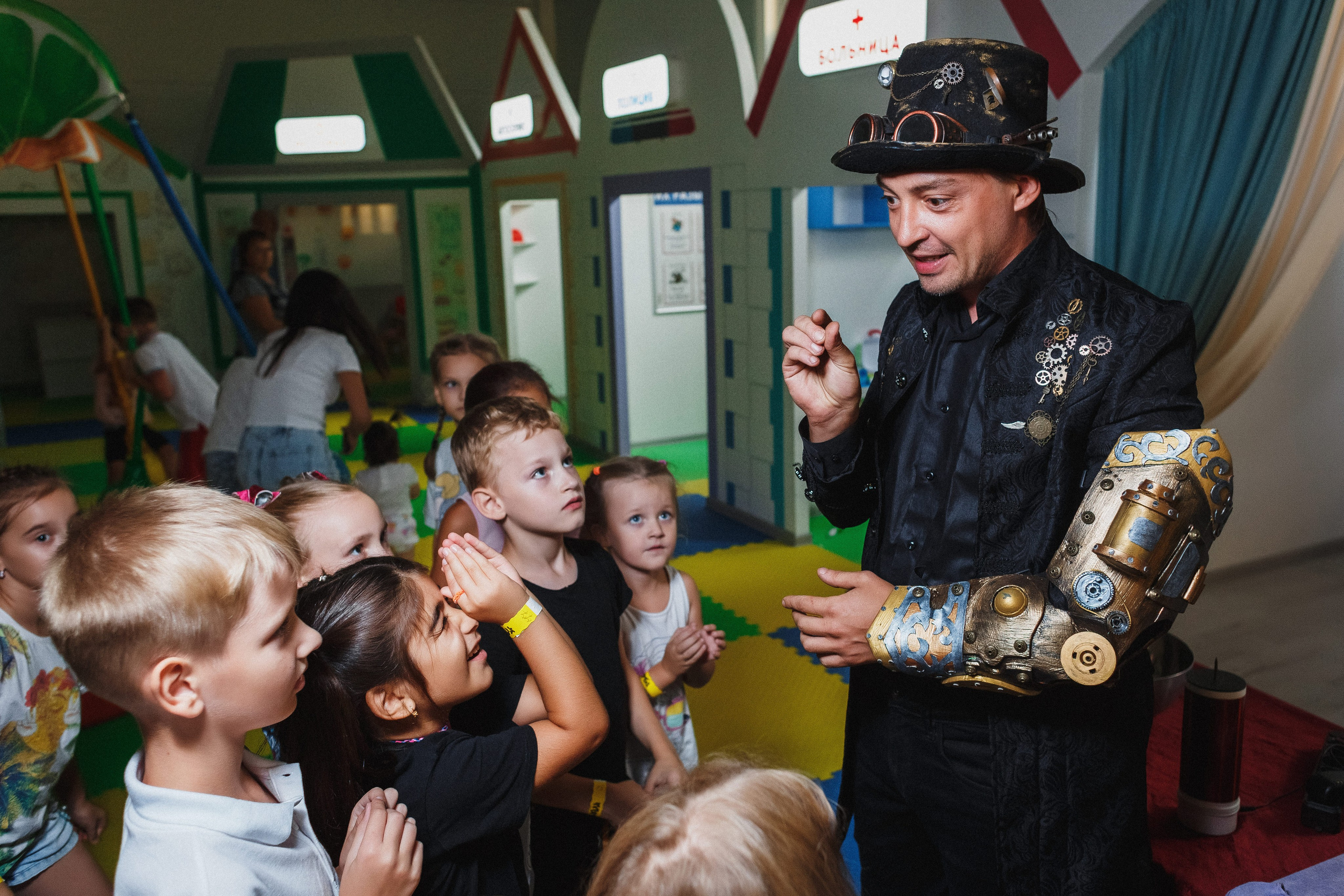 Волшебные моменты: детский праздник в игровой Клумба, Таганрог. Свадебный и семейный фотограф в Таганроге Бакарюк Антон