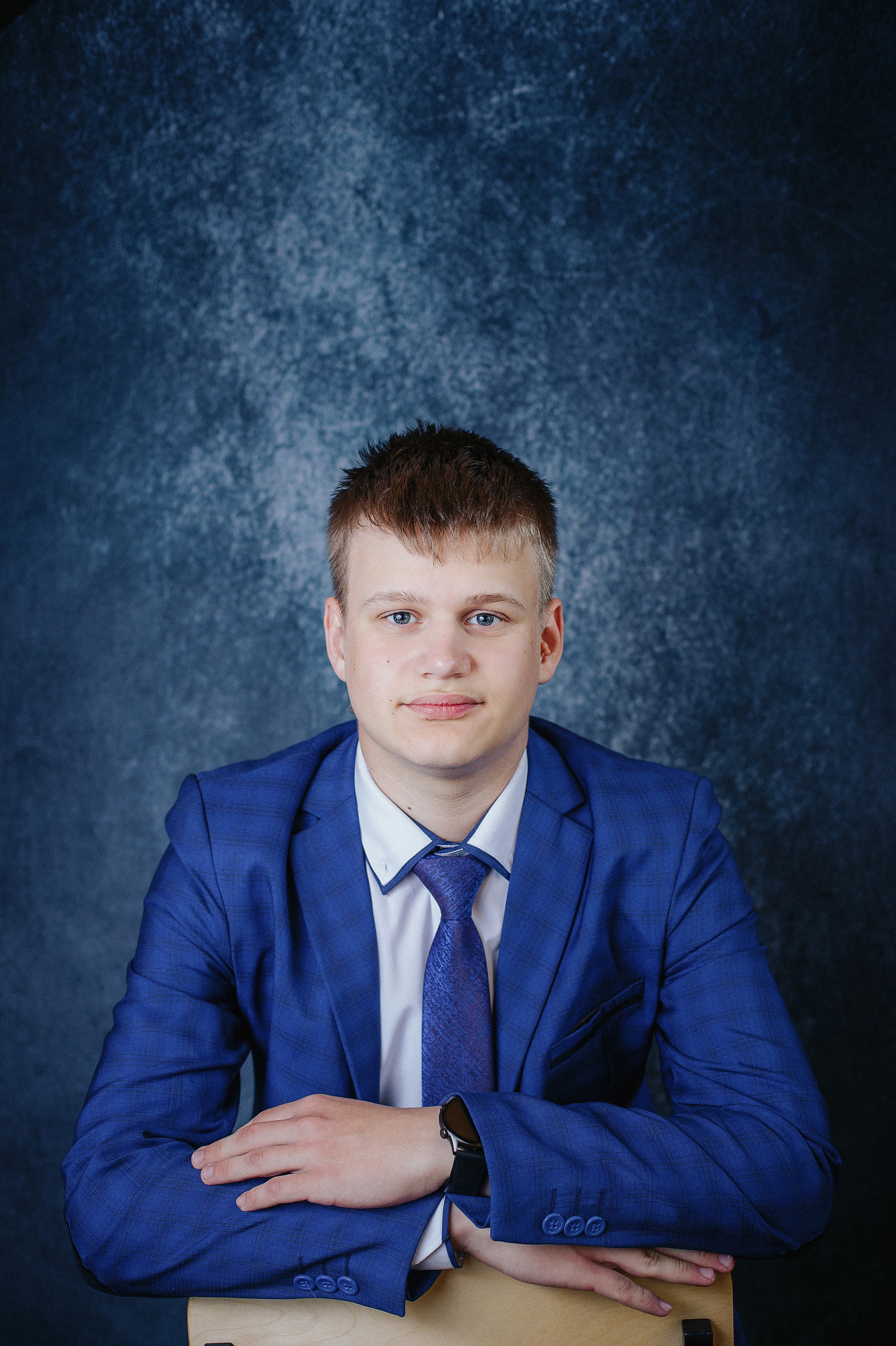 Выпускные альбомы школьные портреты Искитим Бердск Новосибирск. Выпускные альбомы Искитим, Бердск и Новосибирск Крюкова Елена