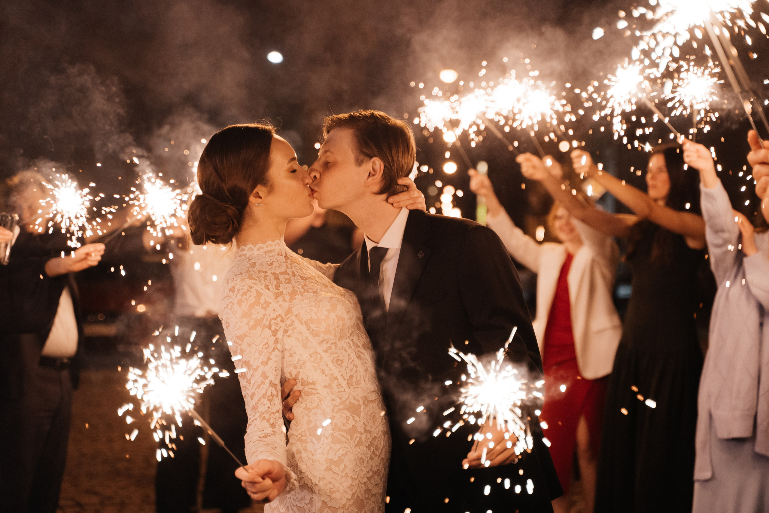 Wedding «A long walk». Свадебные фотограф и видеограф Наталья и Анатолий Новиковы СПб