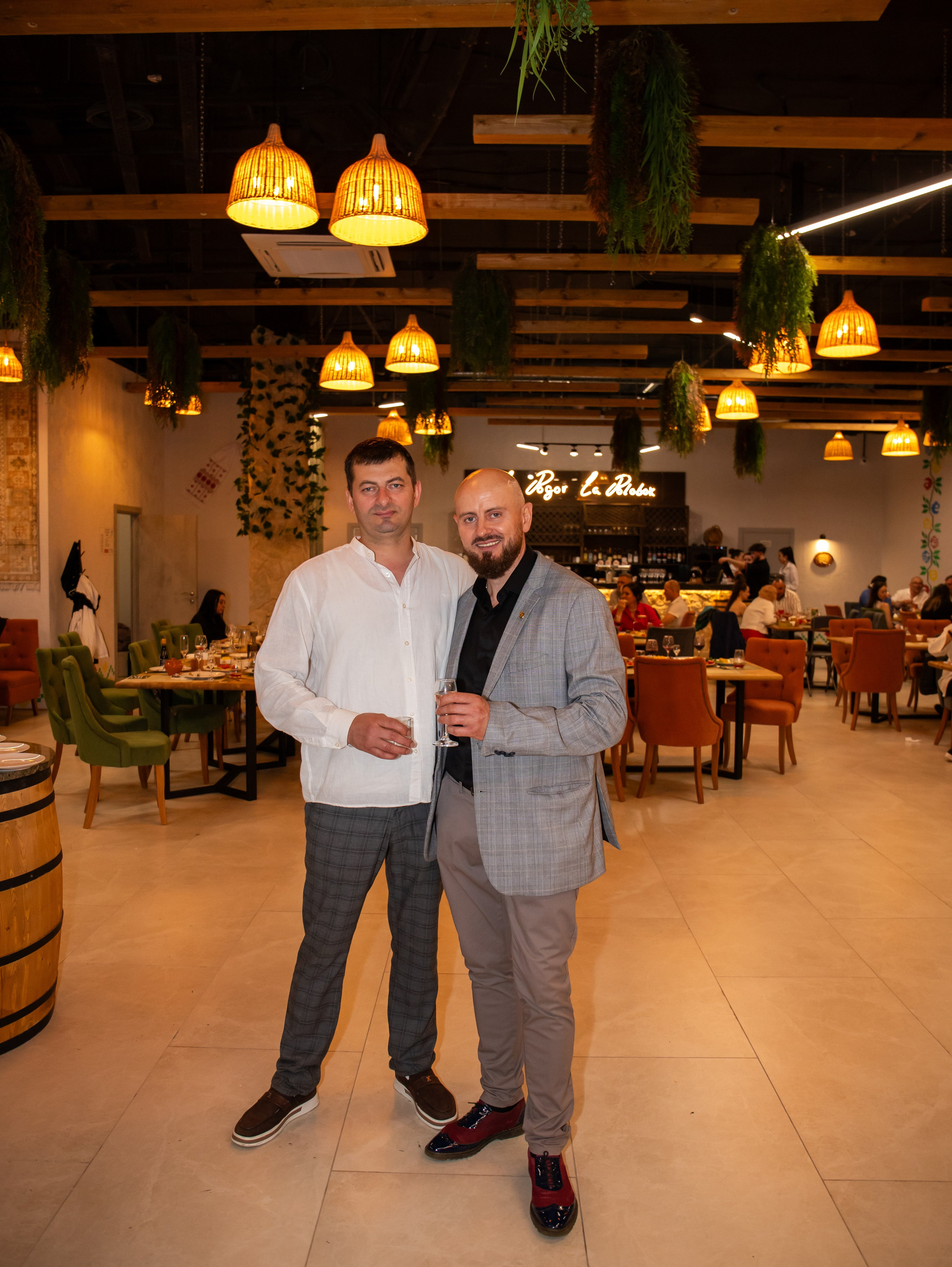 Открытие молдавского ресторана. Свадебный и семейный фотограф в Москве Мила Широких