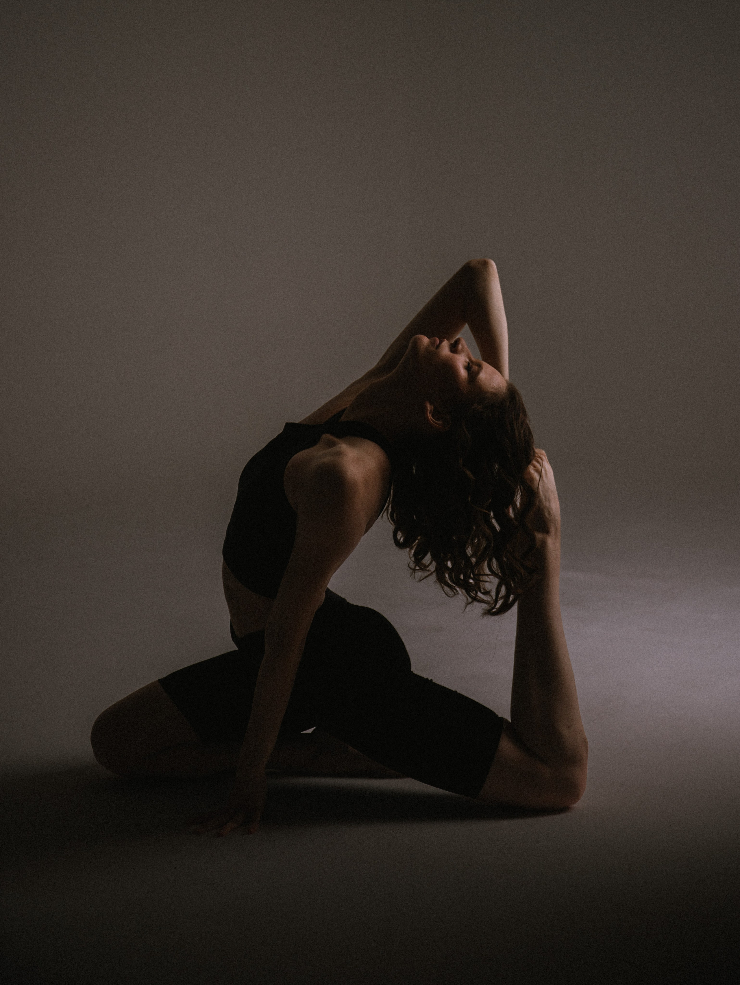 Спорт-эстетика на циклораме. Свадебный и семейный фотограф в Москве Мила Широких