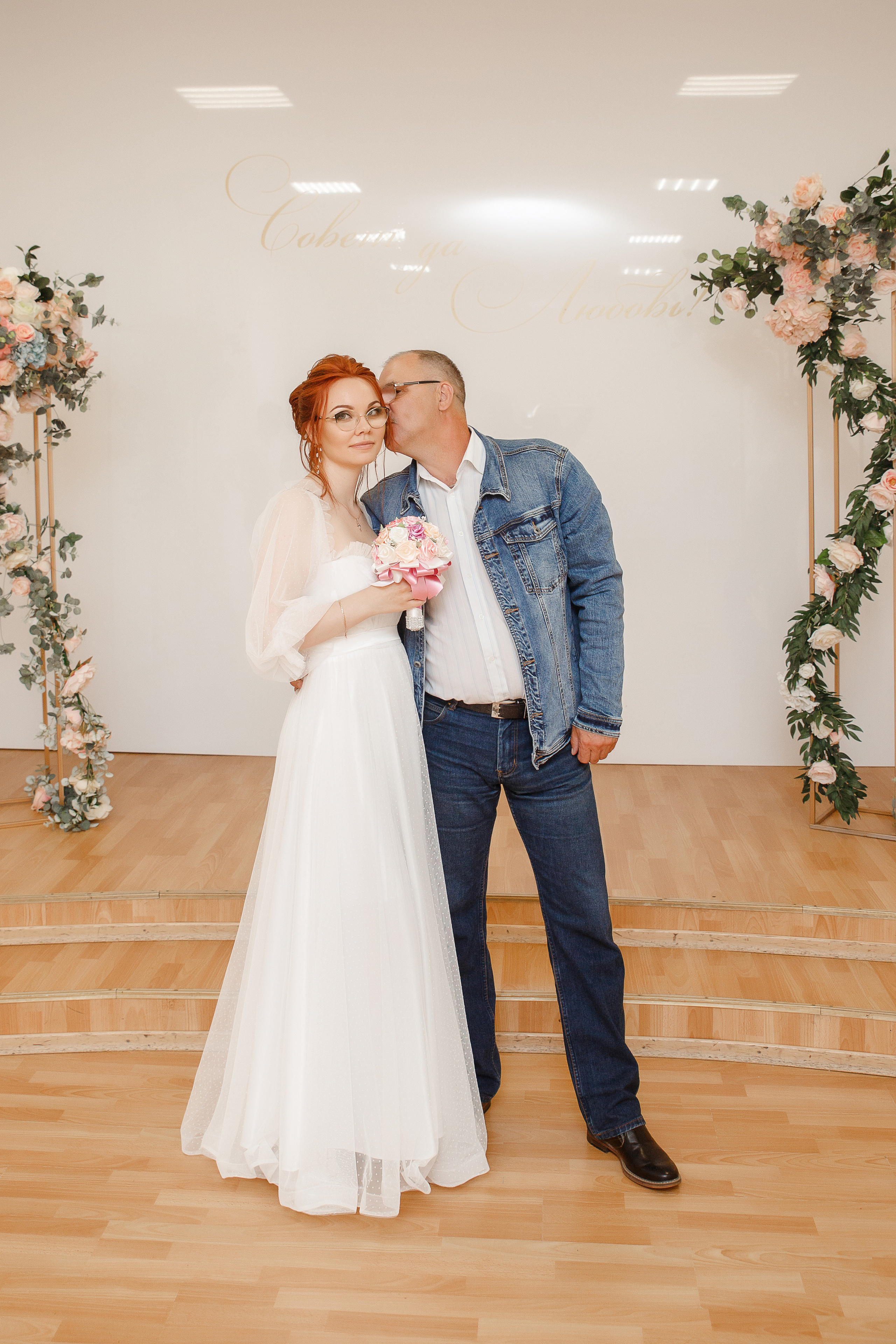 Фотосессия в студии Твери. Свадебный и семейный фотограф в Твери и Тверской области