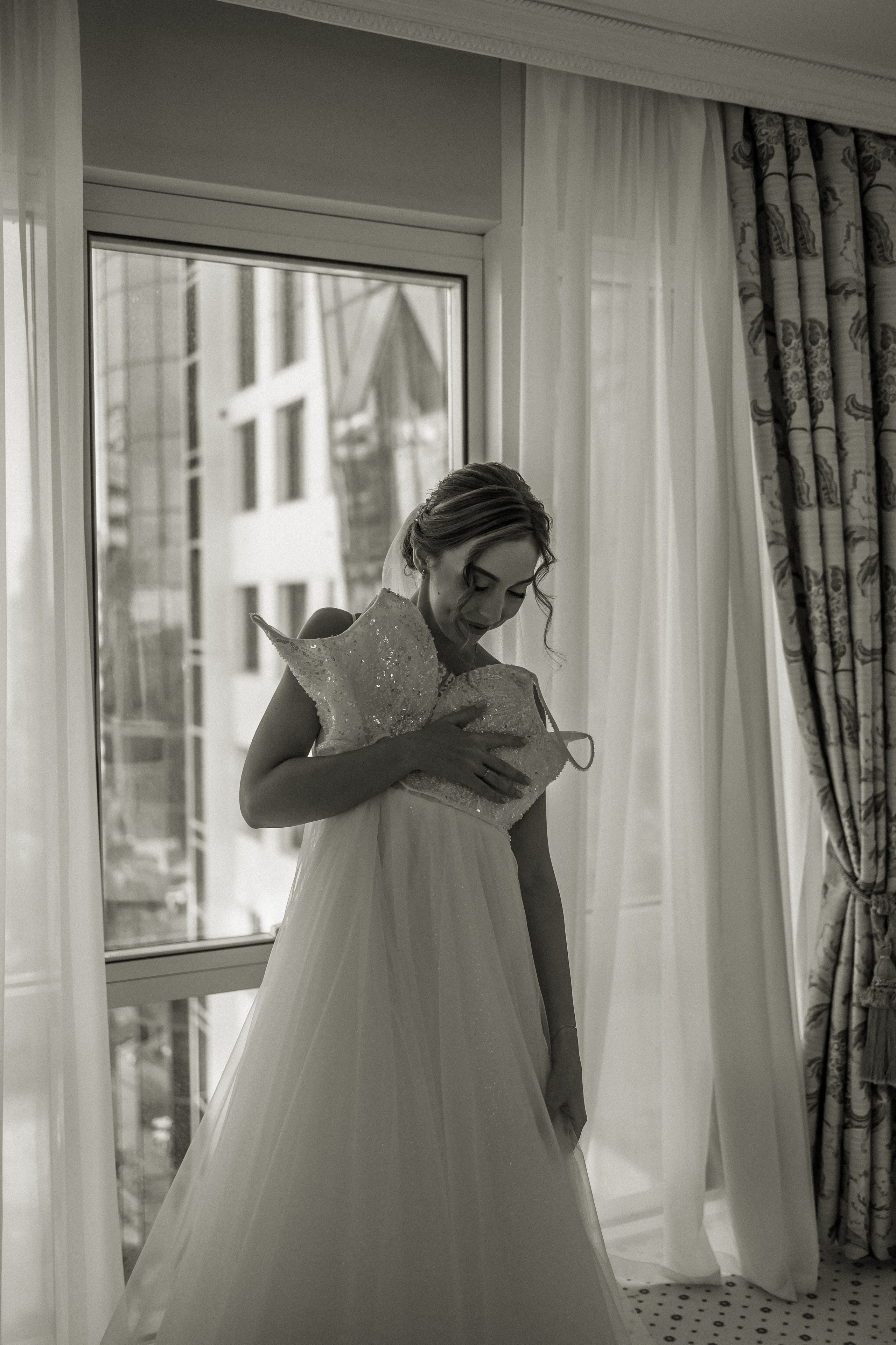 Свадебная прогулка Екатерины и Евгения. Свадебная фотография. Арина Рубах