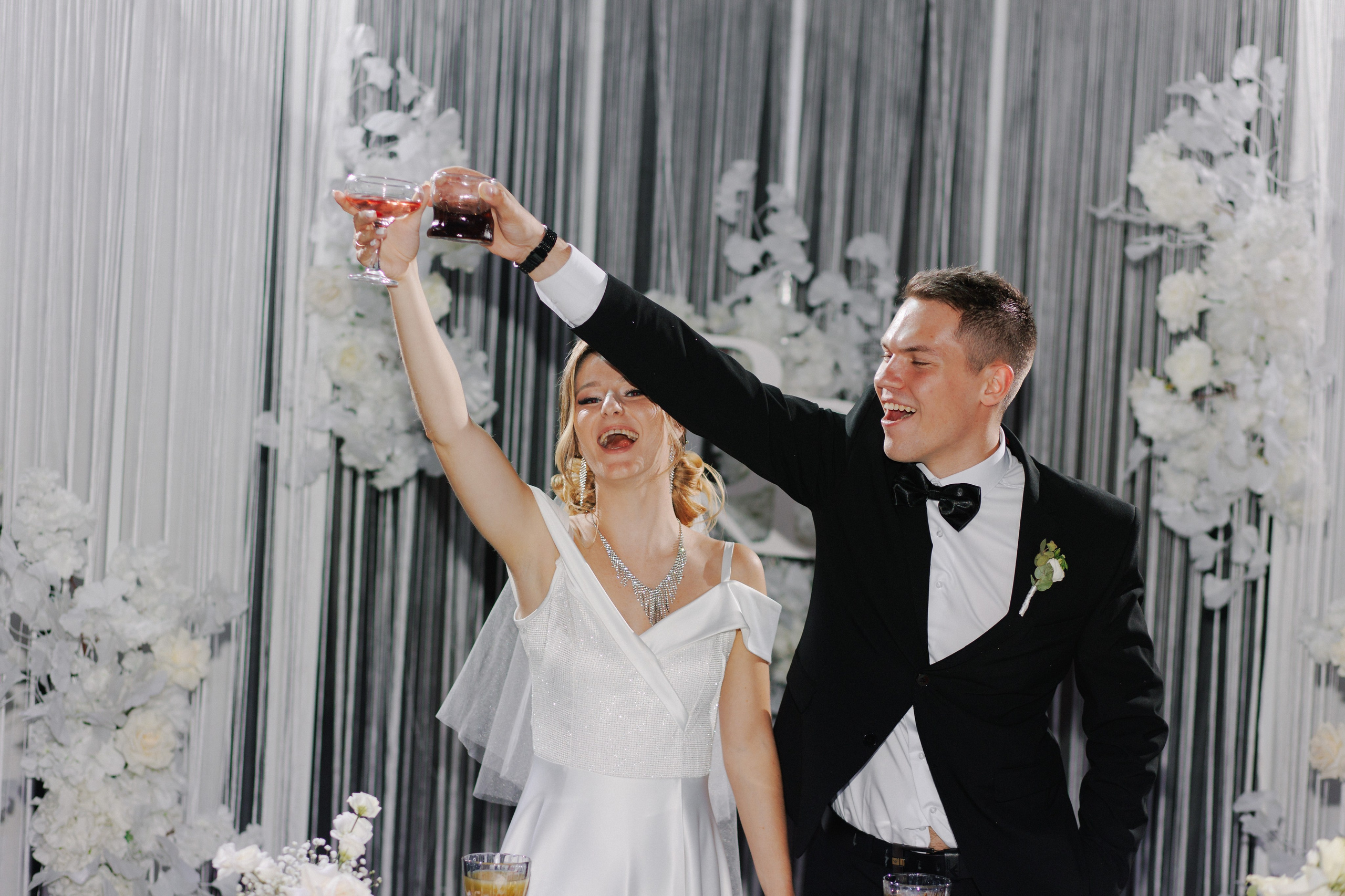 Свадебная фотосессия и банкетная часть в усадьбе СПБ. Свадебный фотограф СПБ