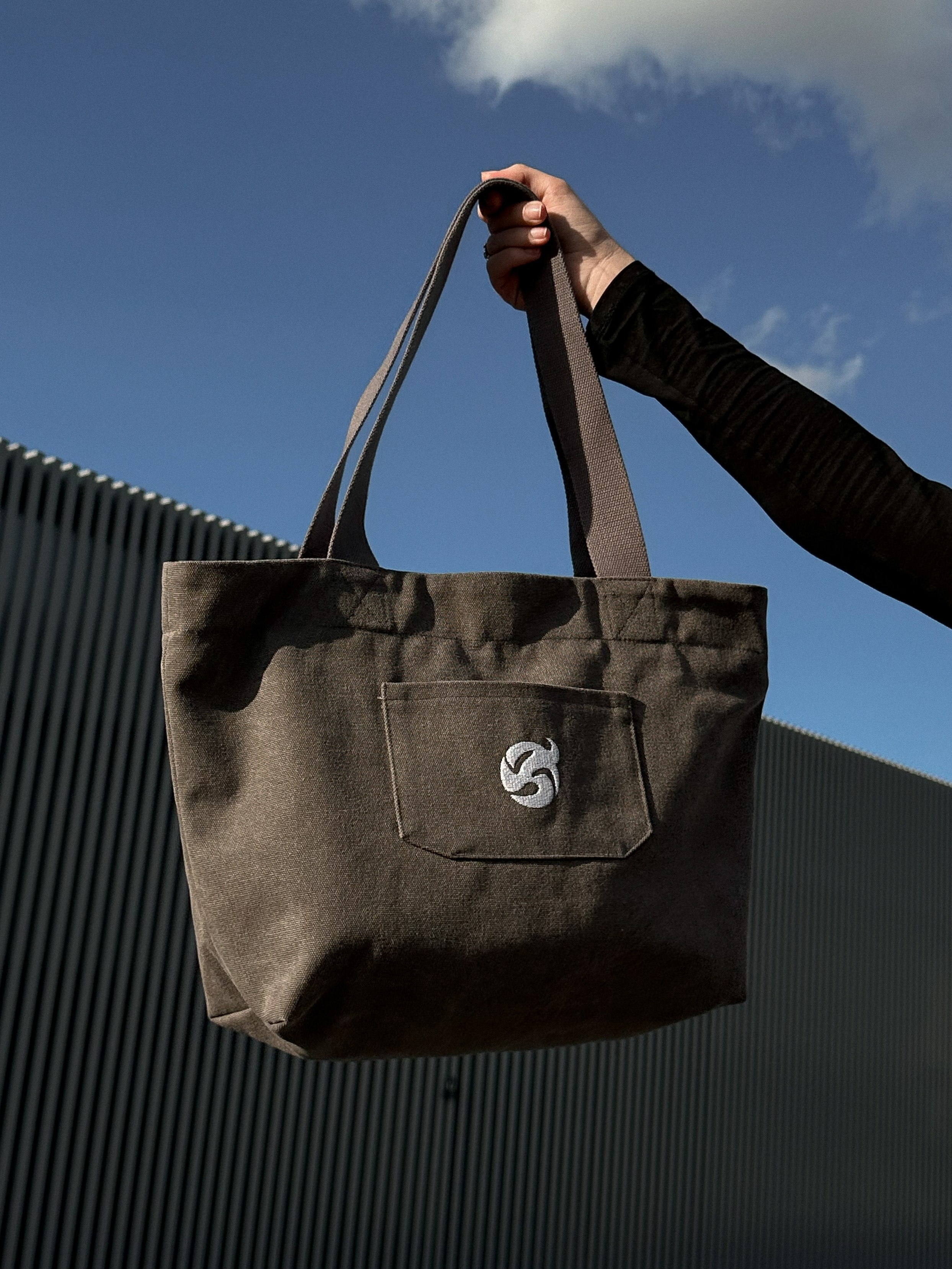 IMEAN. CHRISTINA GRIG // photographer, content creator