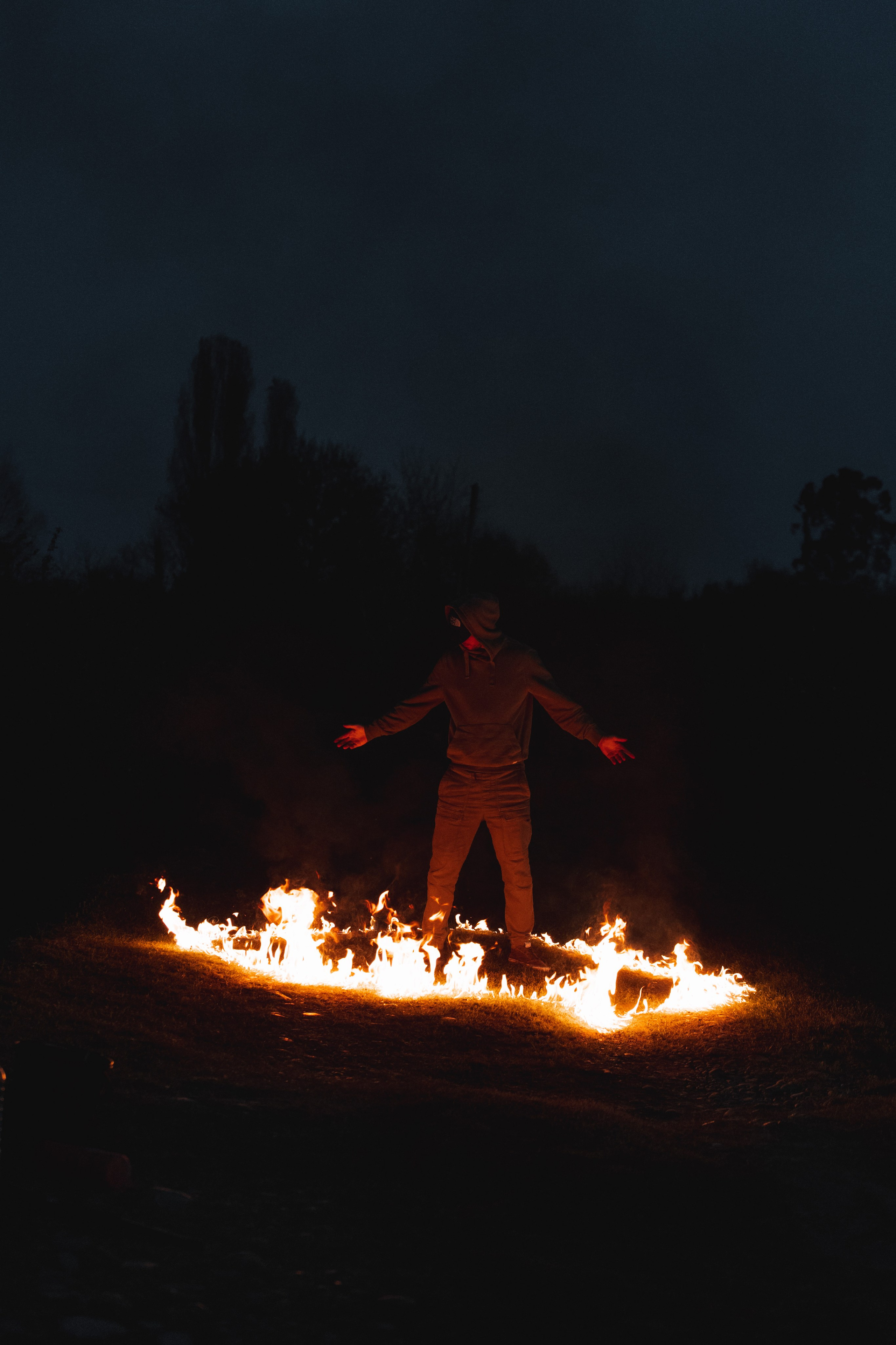 With fire. Photographer in Saint-Petersburg and Moscow Max Spector