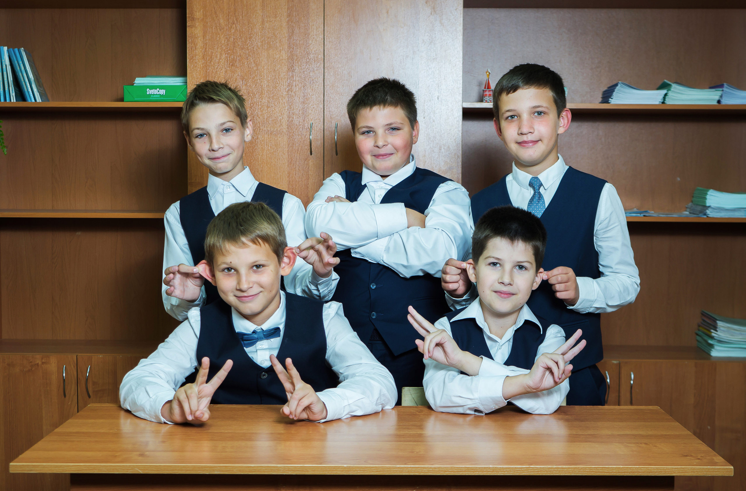 Школа № 23 5 «Б». Фотосъемка в детском саду и школе. Фотоальбомы и фотокниги ВЫПУСКНИК