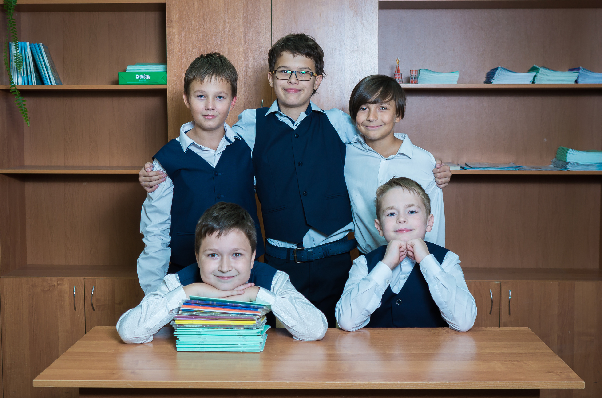 Школа № 23 5 «Б». Фотосъемка в детском саду и школе. Фотоальбомы и фотокниги ВЫПУСКНИК