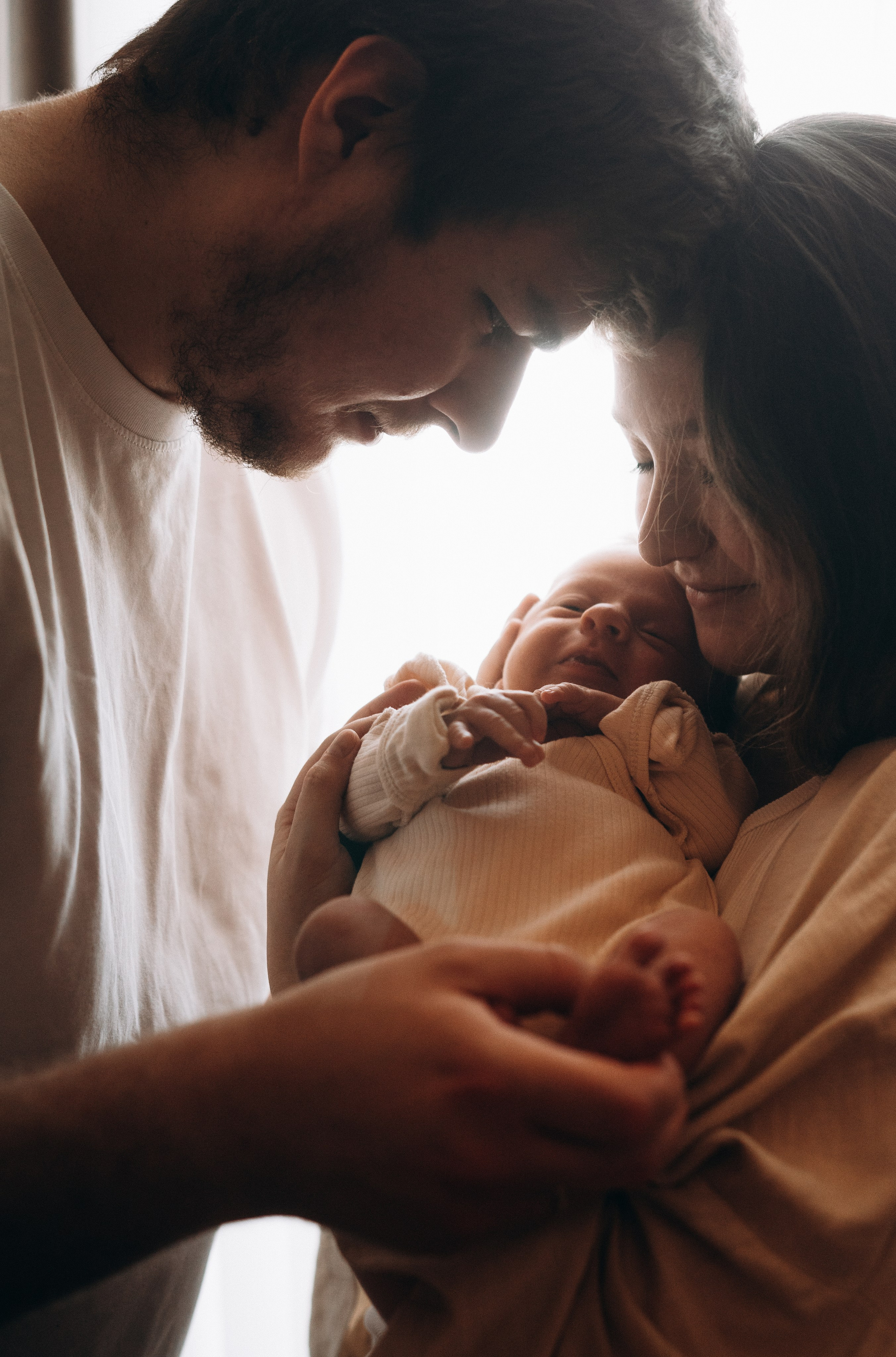 Тимофей в кругу семьи. Семейный, ньюборн фотограф, фотограф на роды в Москве, Виктория Тюльдюкова