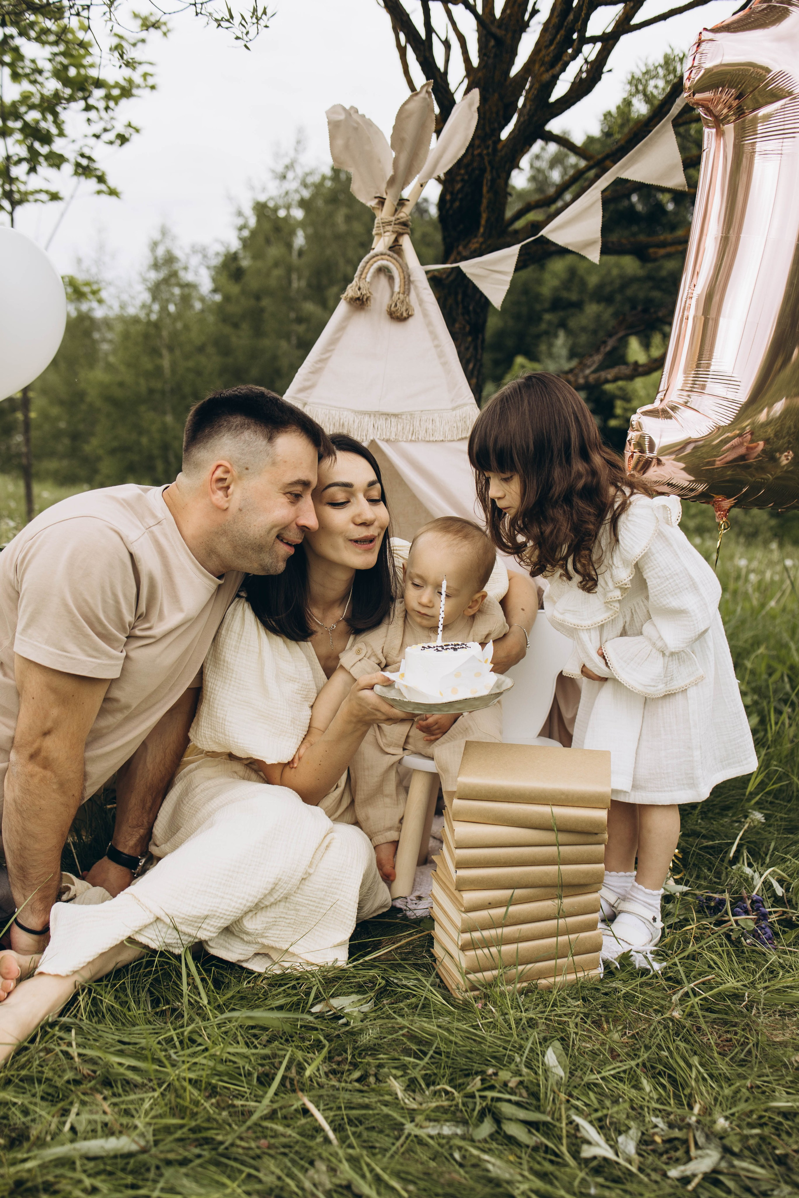 Маша, Женя, Ариана и Мирон. Семейный фотограф в Москве Виктория Ястребинская