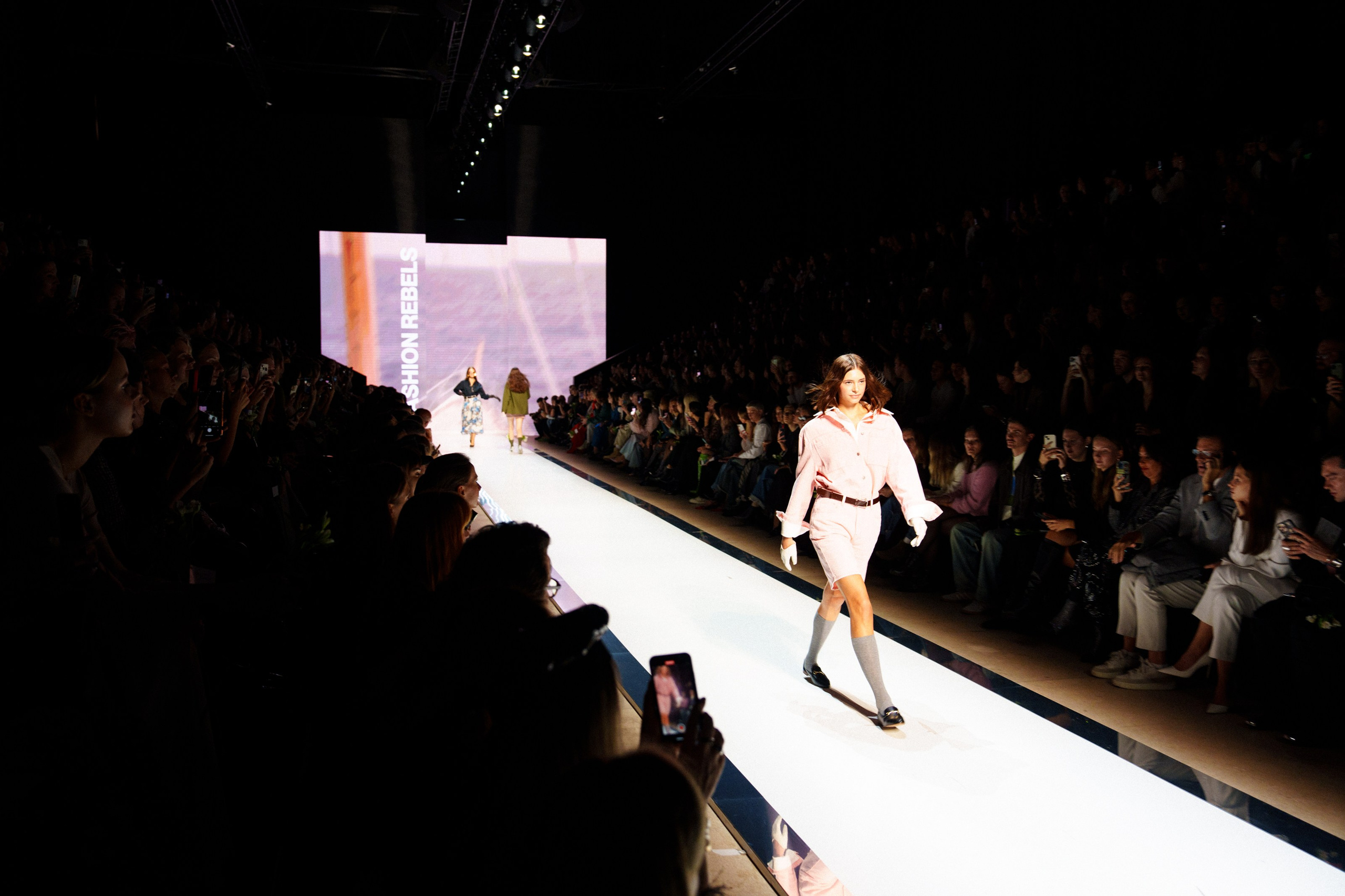 Moscow Fashion Week 2024 осень. Фотограф Николай Прокофьев модельные тесты в Москве