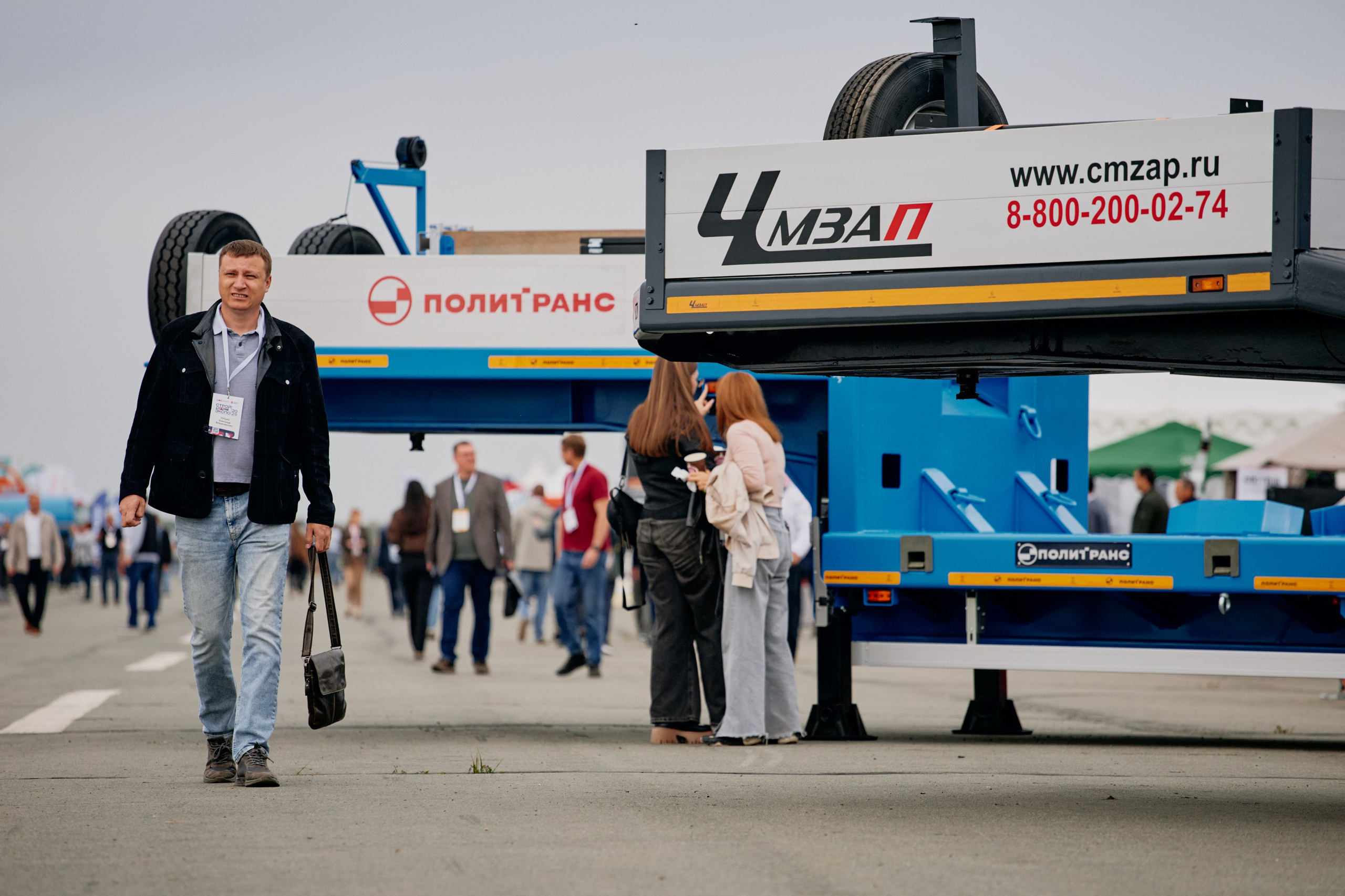 Форум СпецМашЭкспо. Выставка строительно-дорожной и специализированной техники. Фотограф из Челябинска Ника Варгот