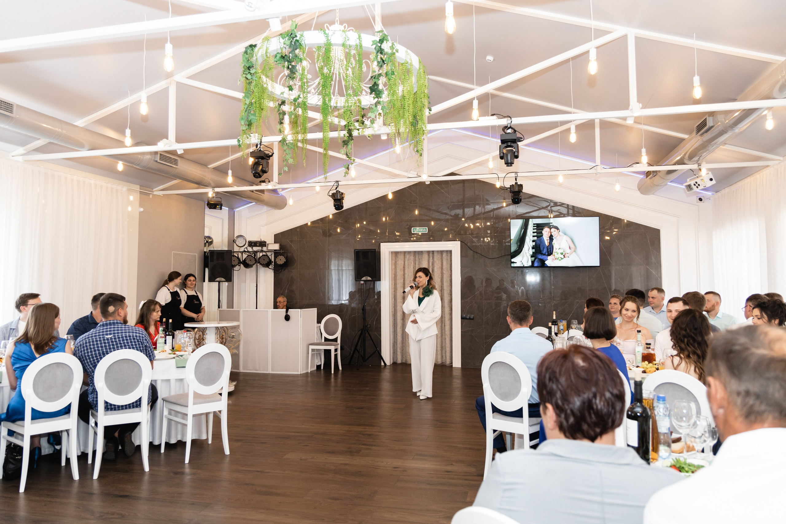 Алёна и Денис (полный день). Фотограф в Барнауле Юлия Садвокасова