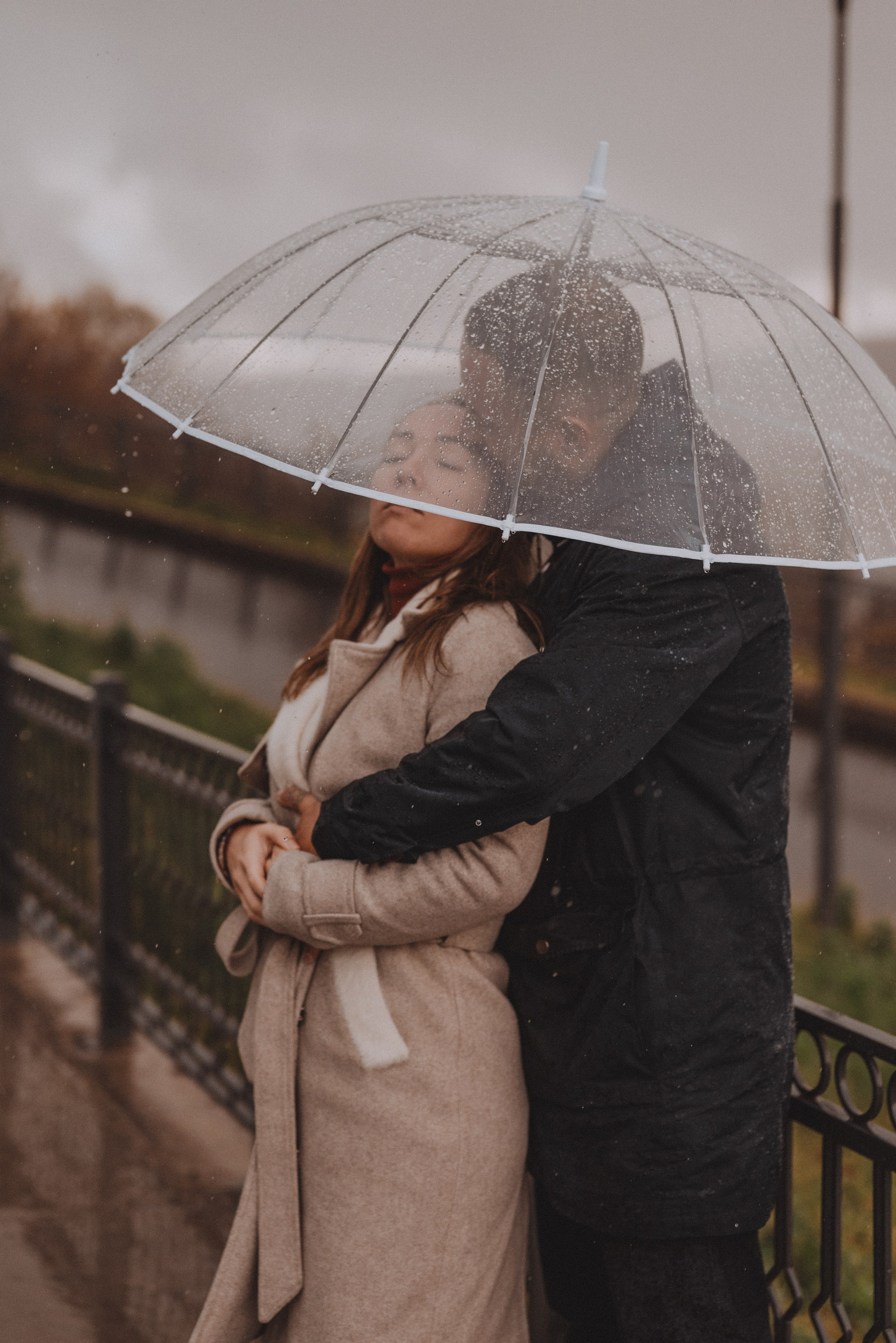 Под дождем. Павел и Виктория. Фотограф Кристина Пархоменко