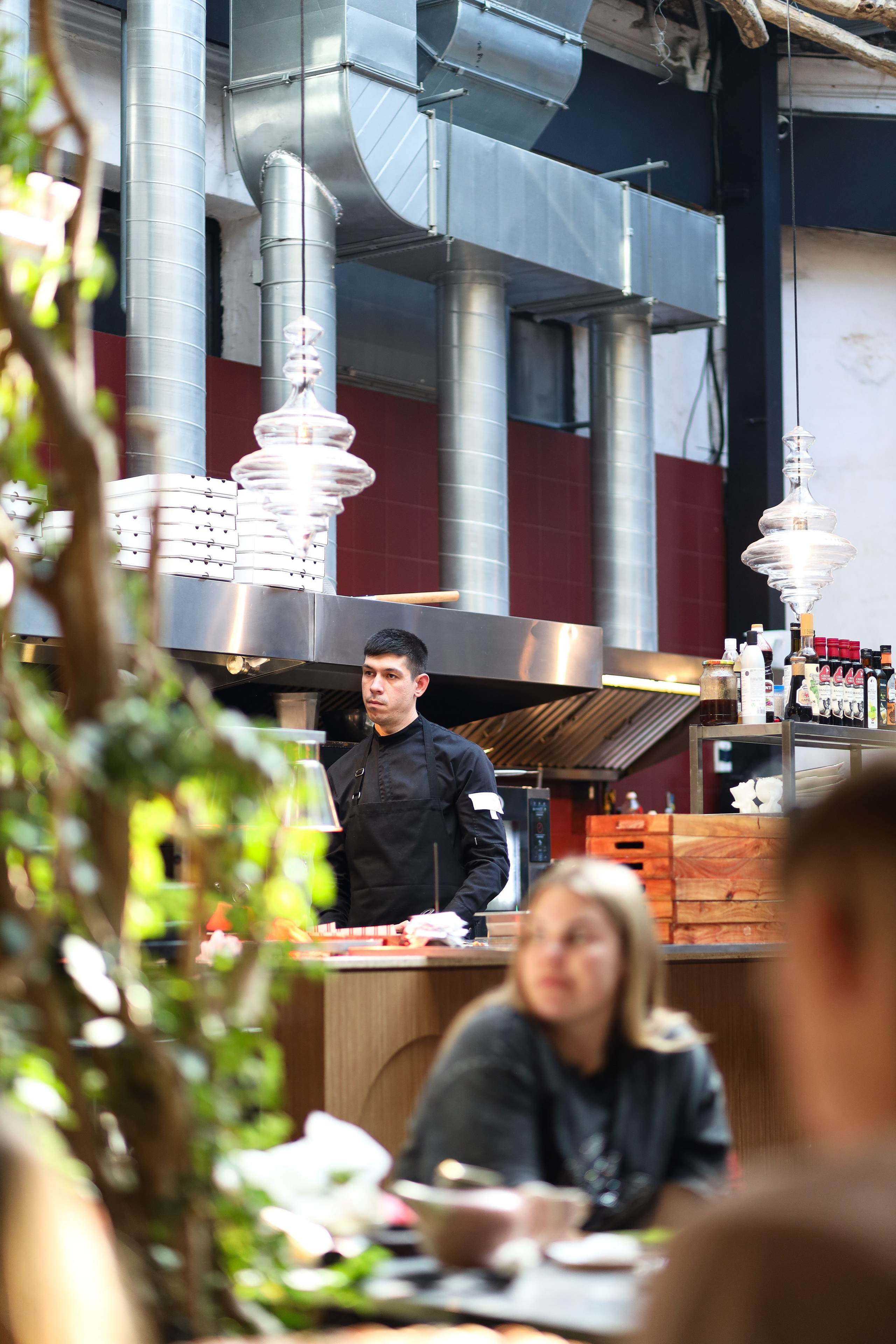 Gastrodvor 8 March. Дженбаз Павел — фотограф в Ялте