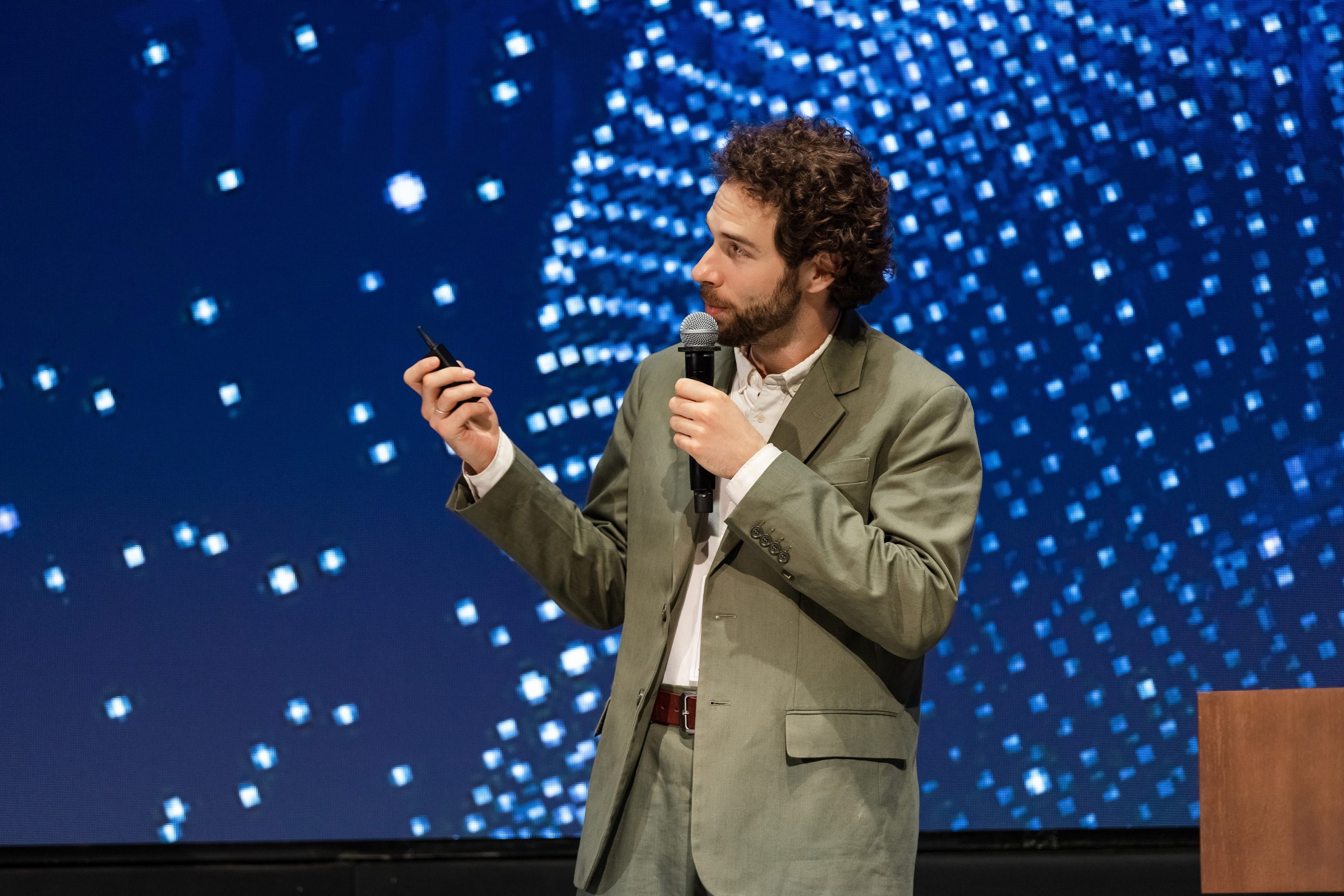 Новые технологии и философия комфортного жилья (1). Свадебный репортажный фотограф в Москве