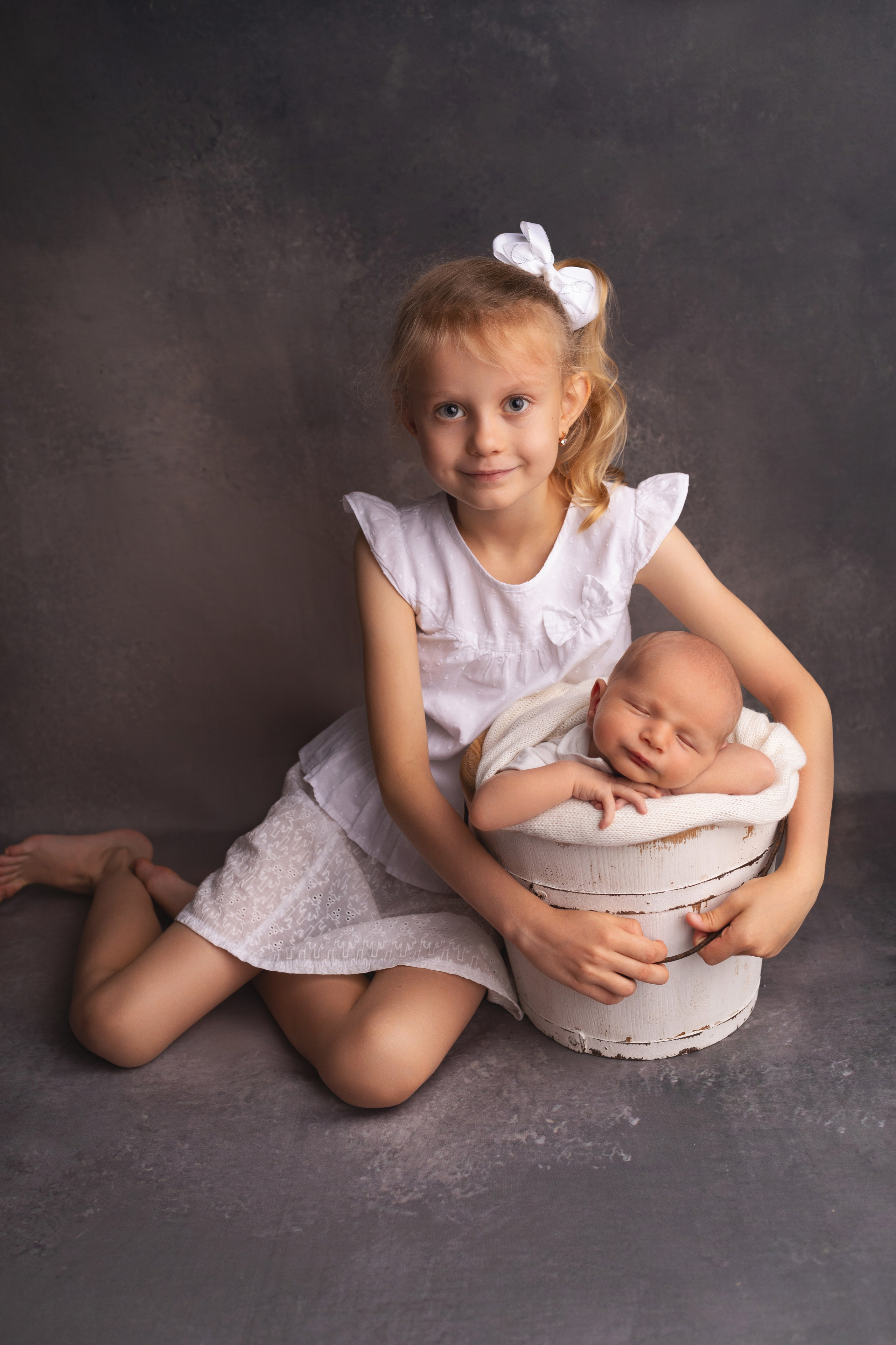 Классическая фотосессия малыша. Фотограф новорожденных малышей в Омске и Омской области Эльвира Камаева