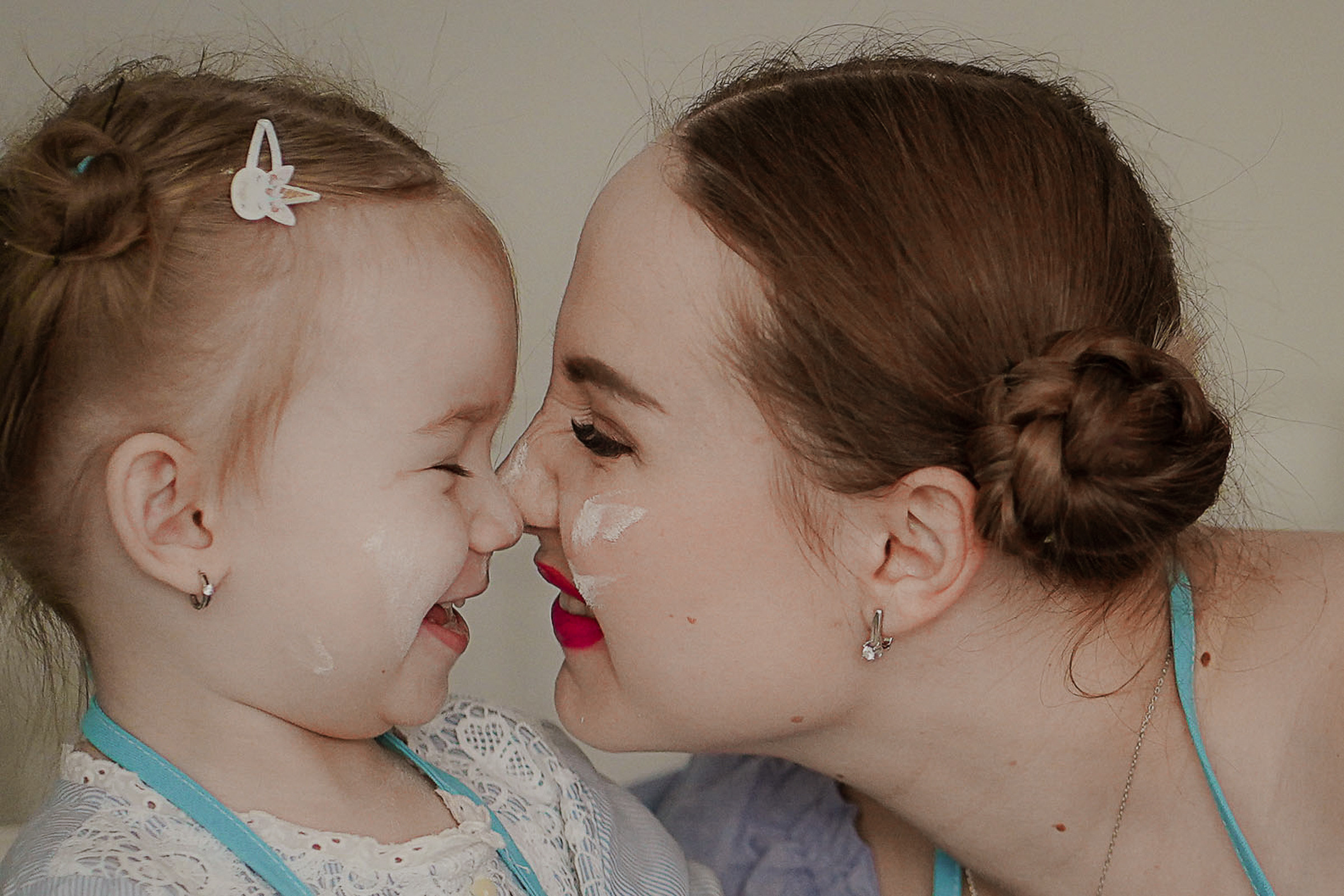 Домашняя фотосессия — Запах уютного дома. Семейный и детский фотограф в Омск Пугачева Елена