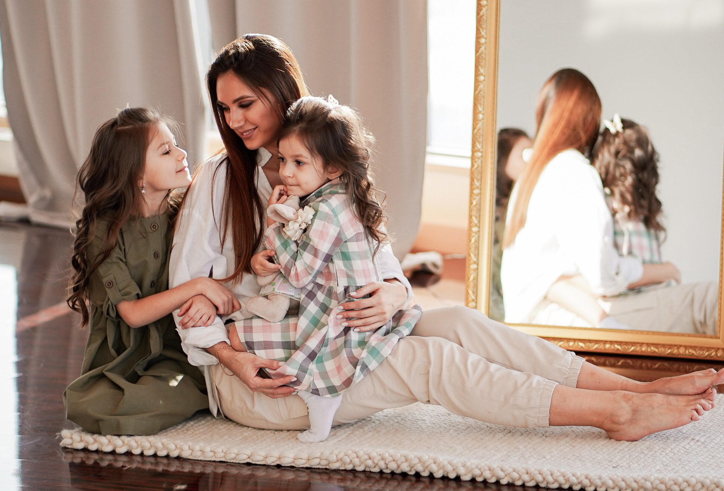 Фотосессия в студии. Семейный и детский фотограф в Омск Пугачева Елена