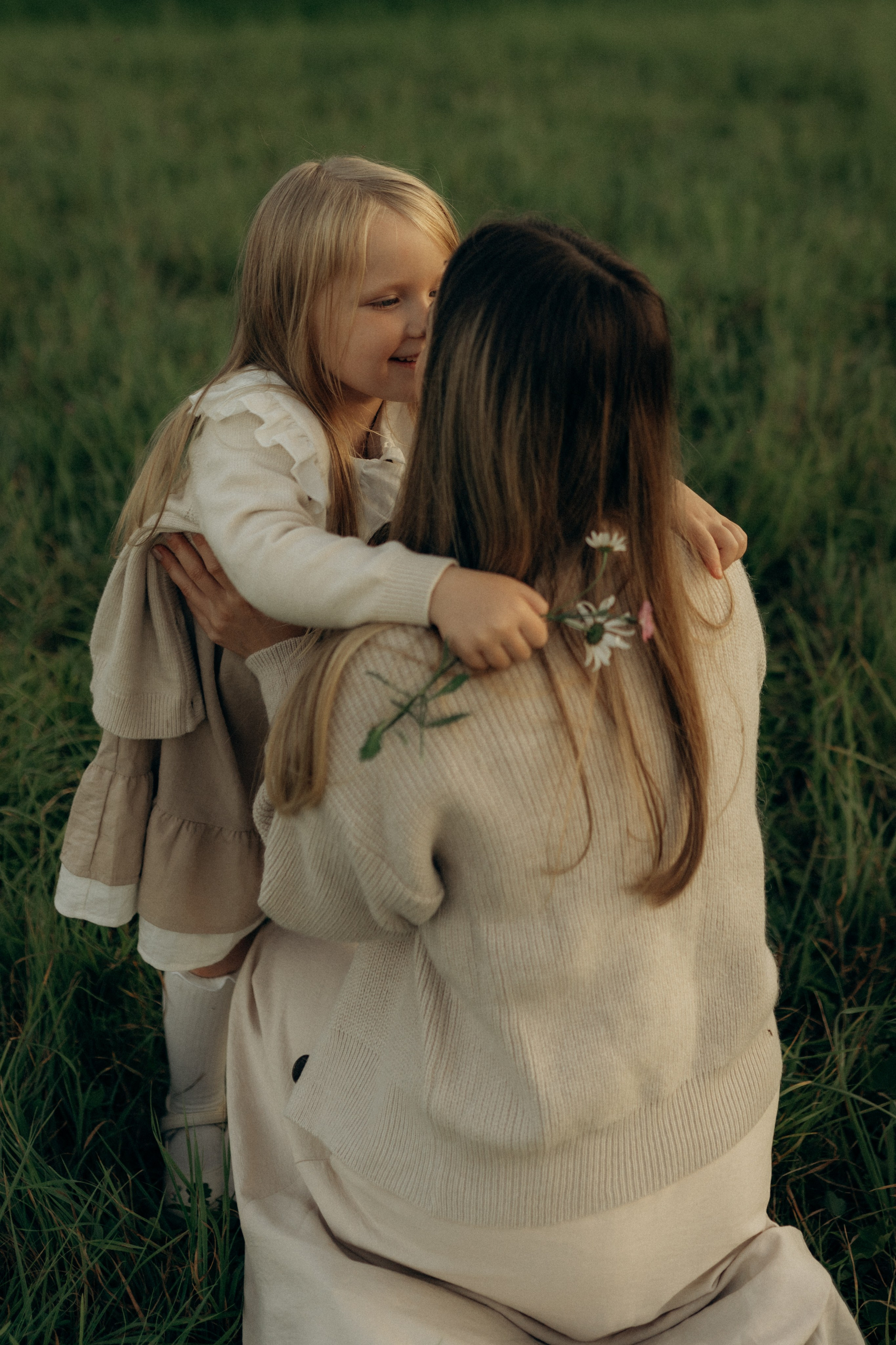 Летний вечер в поле. Семейный lifestyle фотограф в Москве Рената Рафикова