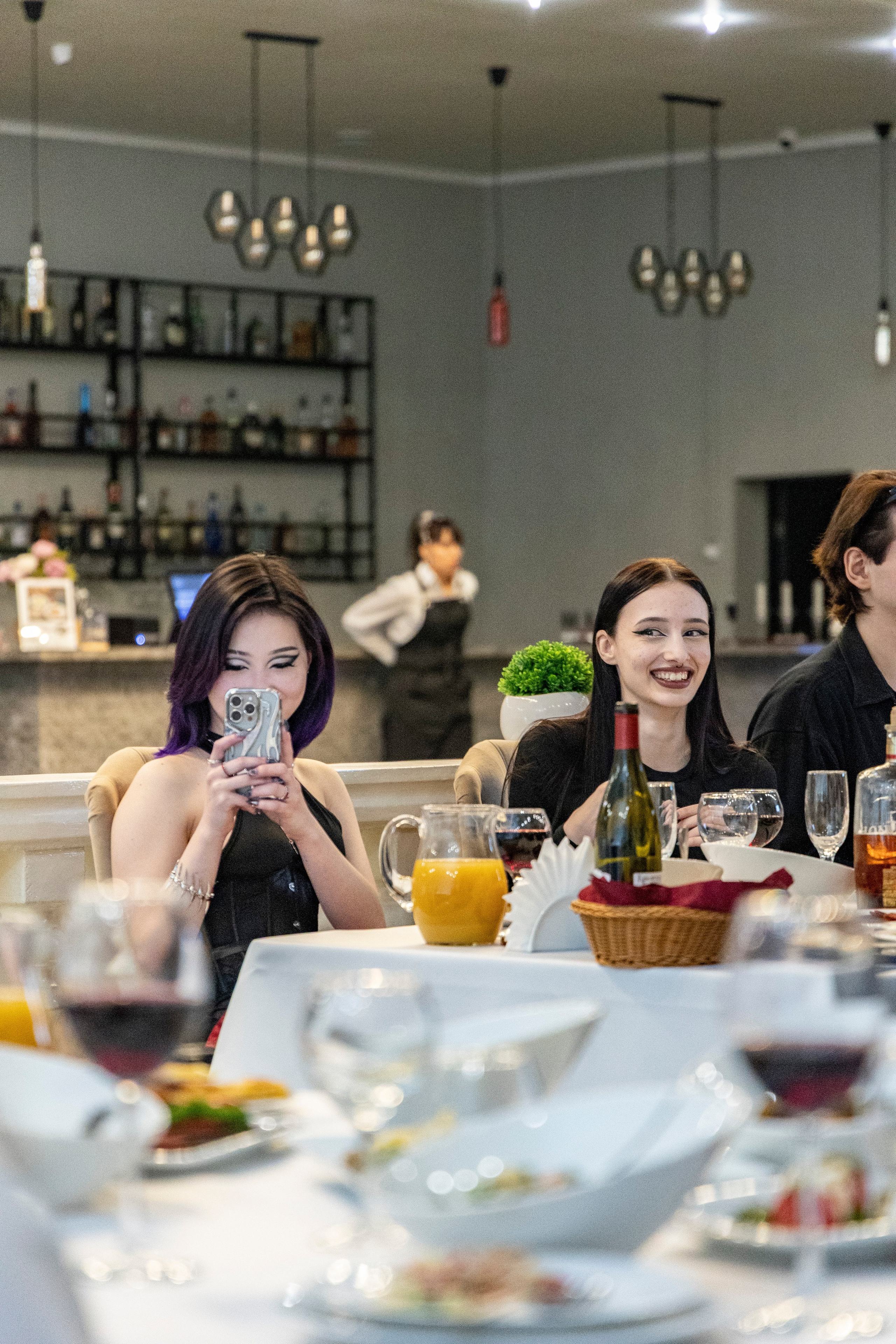 Свадебная фотосессия свадебный фотограф Татьяна Марсуверских свадебная фотопрогулка Москва Жуковский. Фотограф для маркетплейсов, фотоуслуги в Жуковском Татьяна Марсуверских