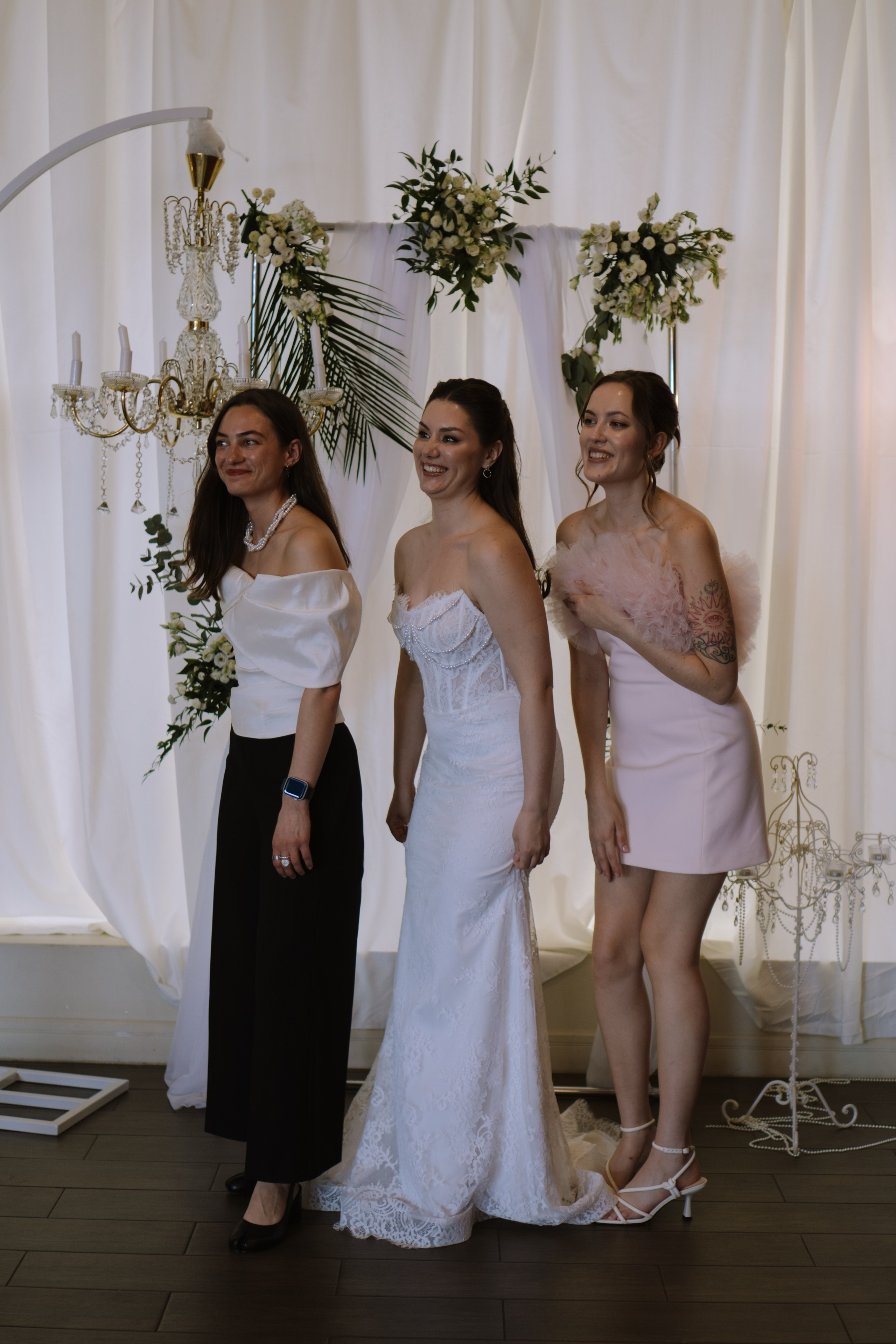 СВАДЕБНЫЙ БАНКЕТ НА ВЛАДИМИРСКОЙ В САНКТ-ПЕТЕРБУРГЕ (КАМЕРНАЯ СВАДЬБА). Профессиональный фотограф, Санкт-Петербург — Виктория Богомолова