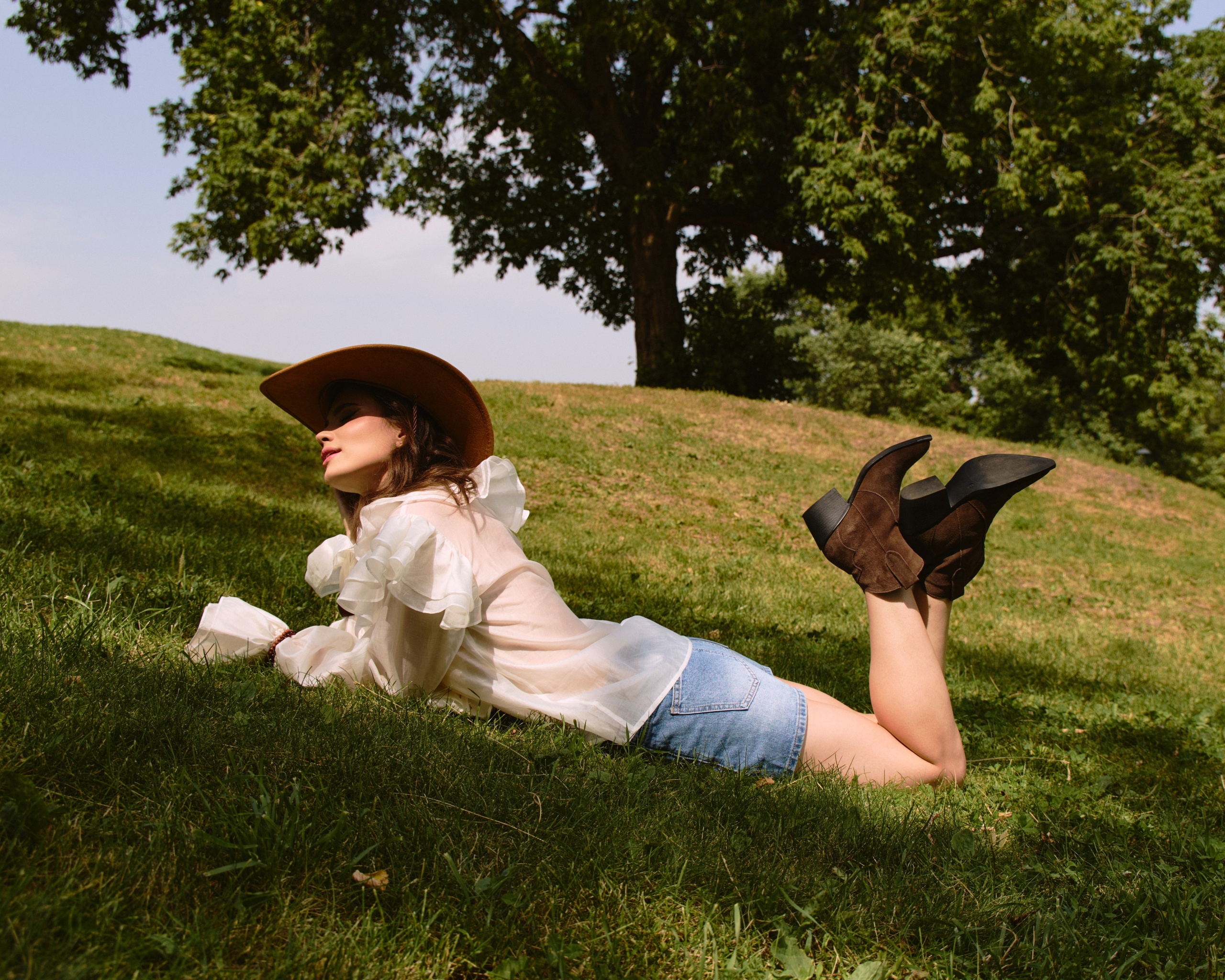 Lera. Фотограф для брендов и индивидуальных фотосессий в Москве