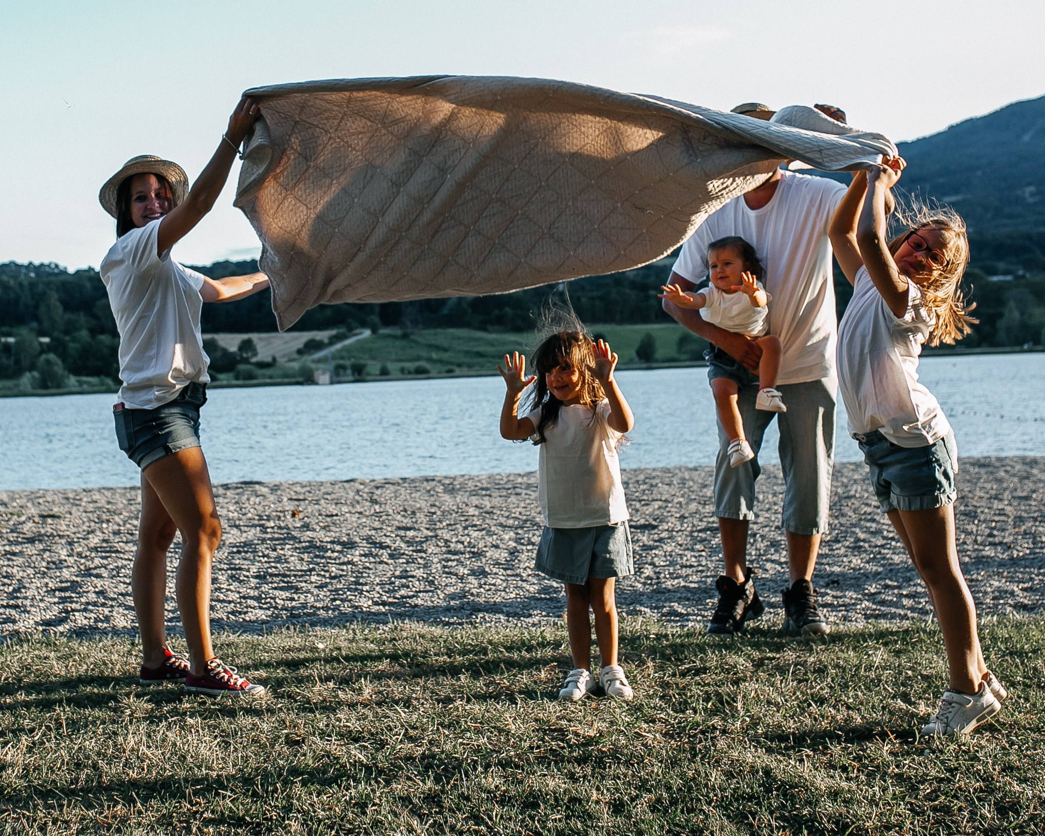 Стив, Шарли, Каро, Тэа, Нора