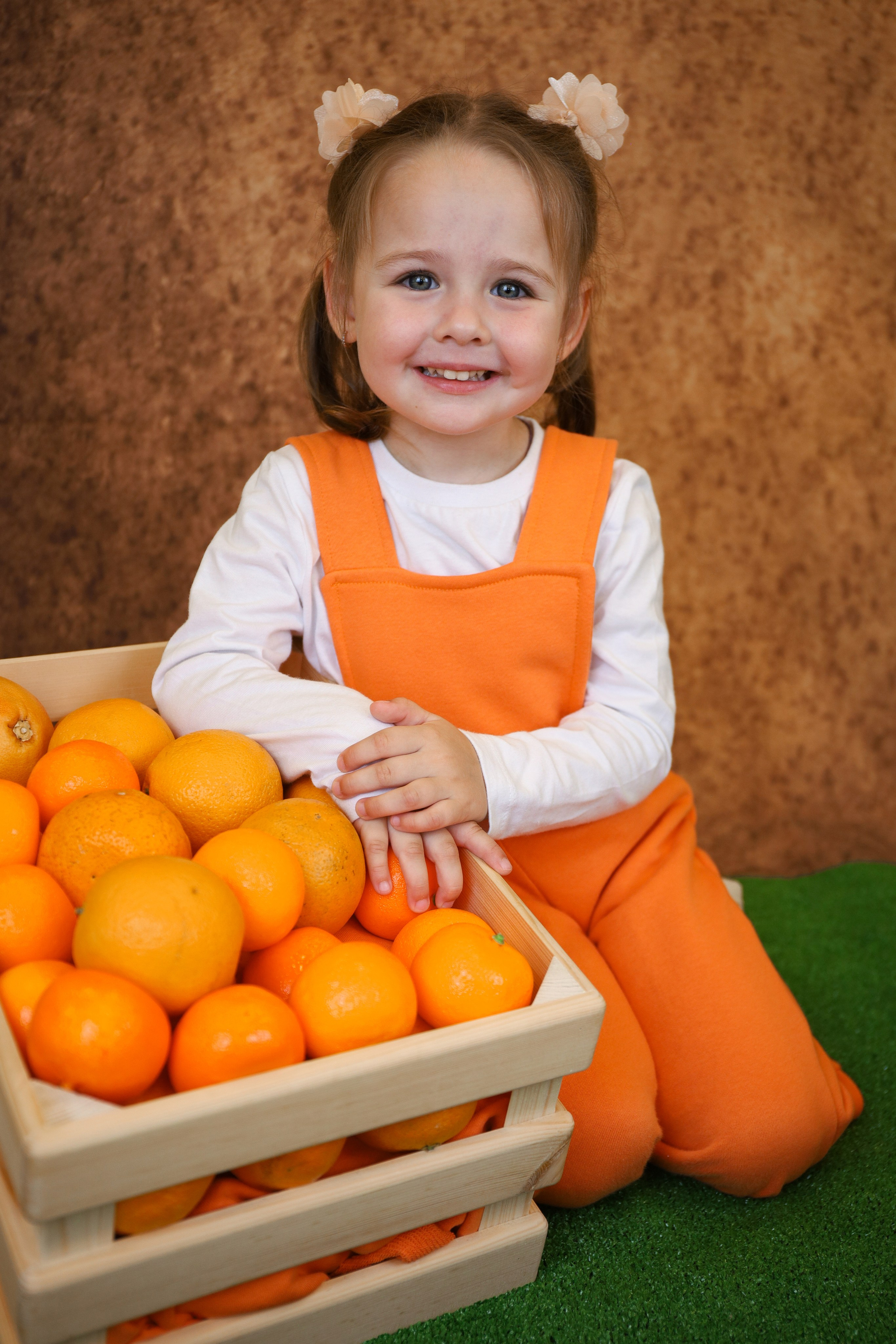 Оранжевое настроение. Выпускные альбомы в Таганроге и Ростовской Области