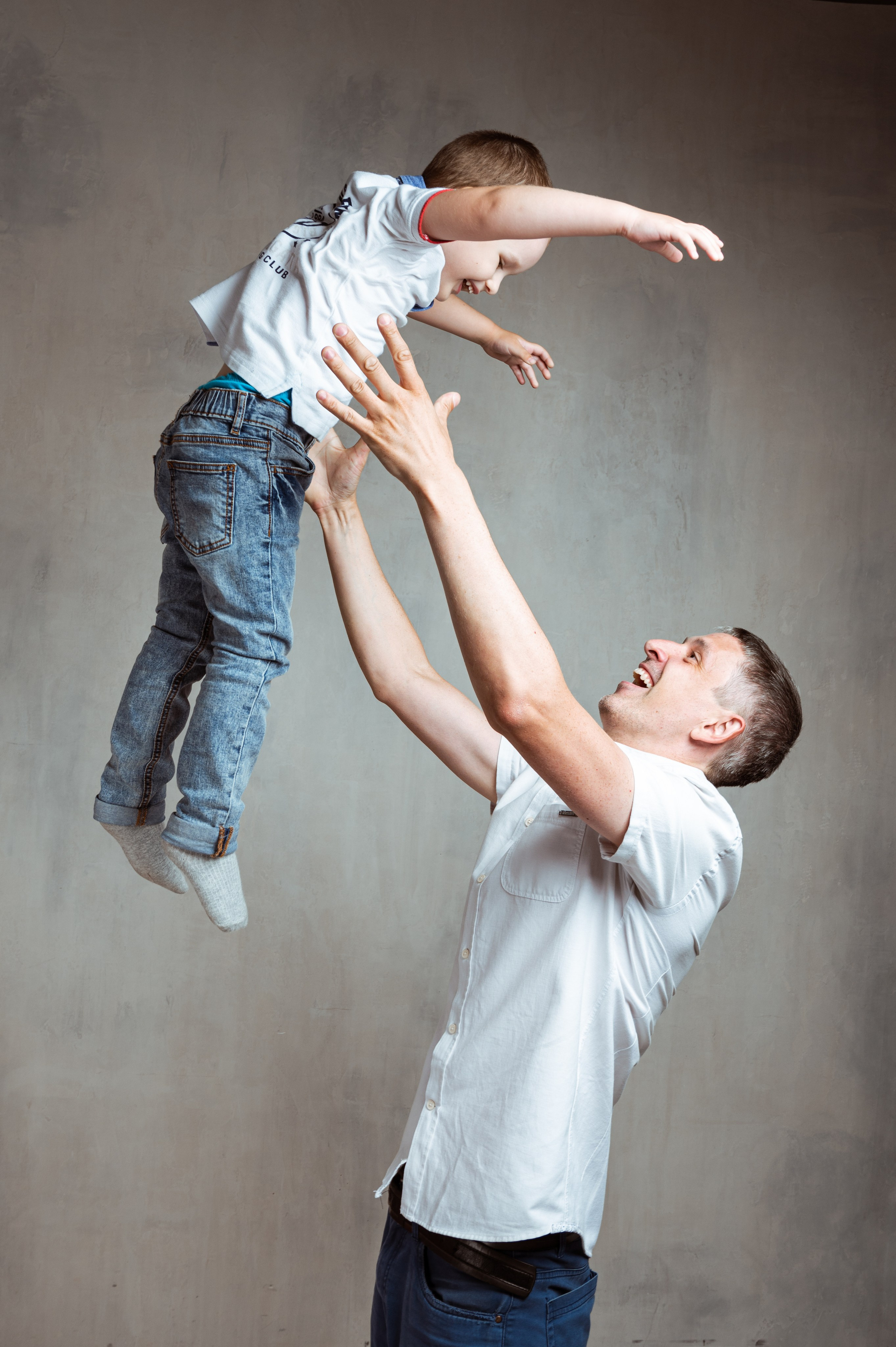 Фотосессии (семьи и пары). Качественные фото в Красноярске для самозанятых и для свободных