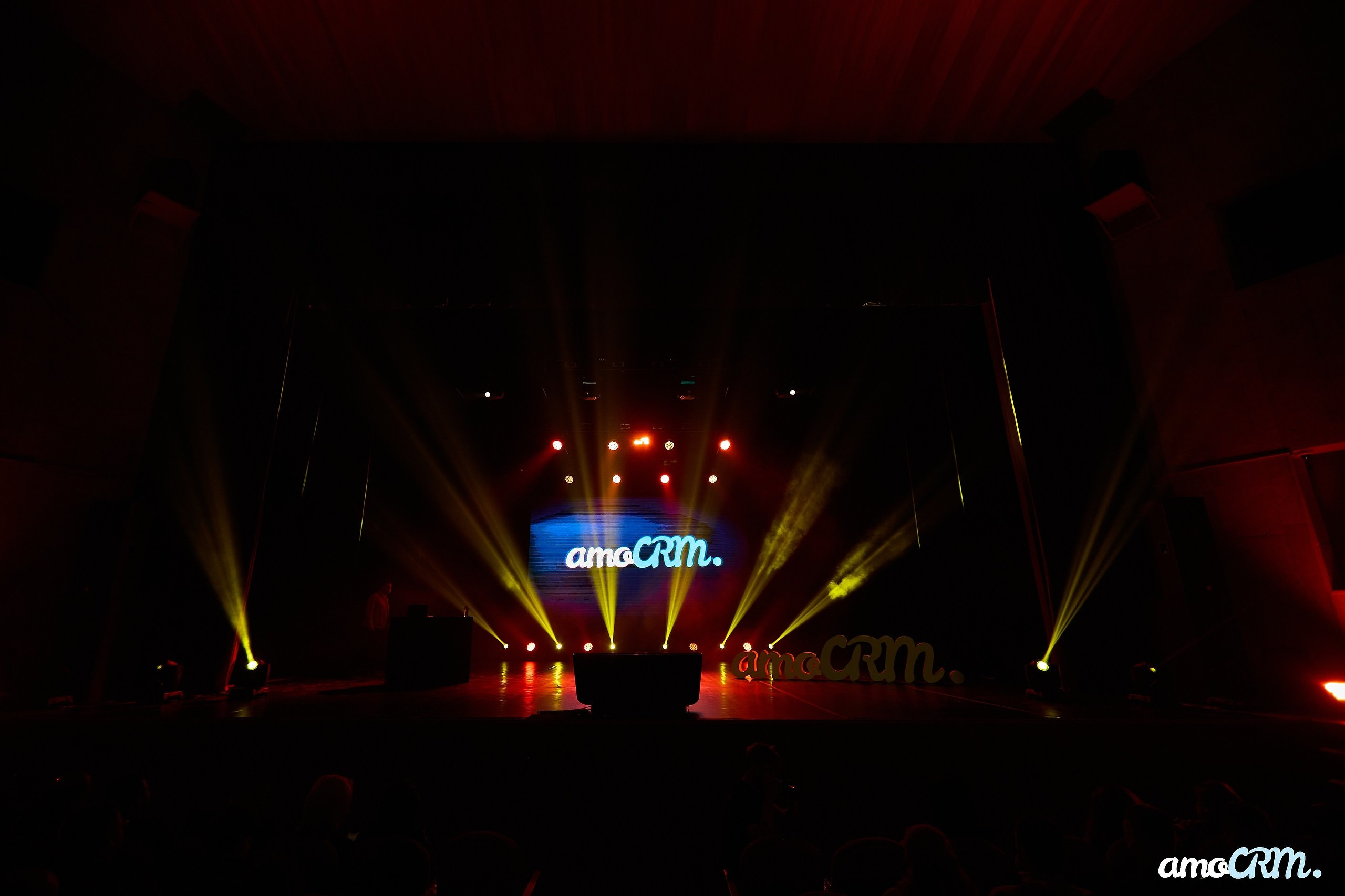 CRM Days от AmoCRM. Фотограф Валерий Сабрам