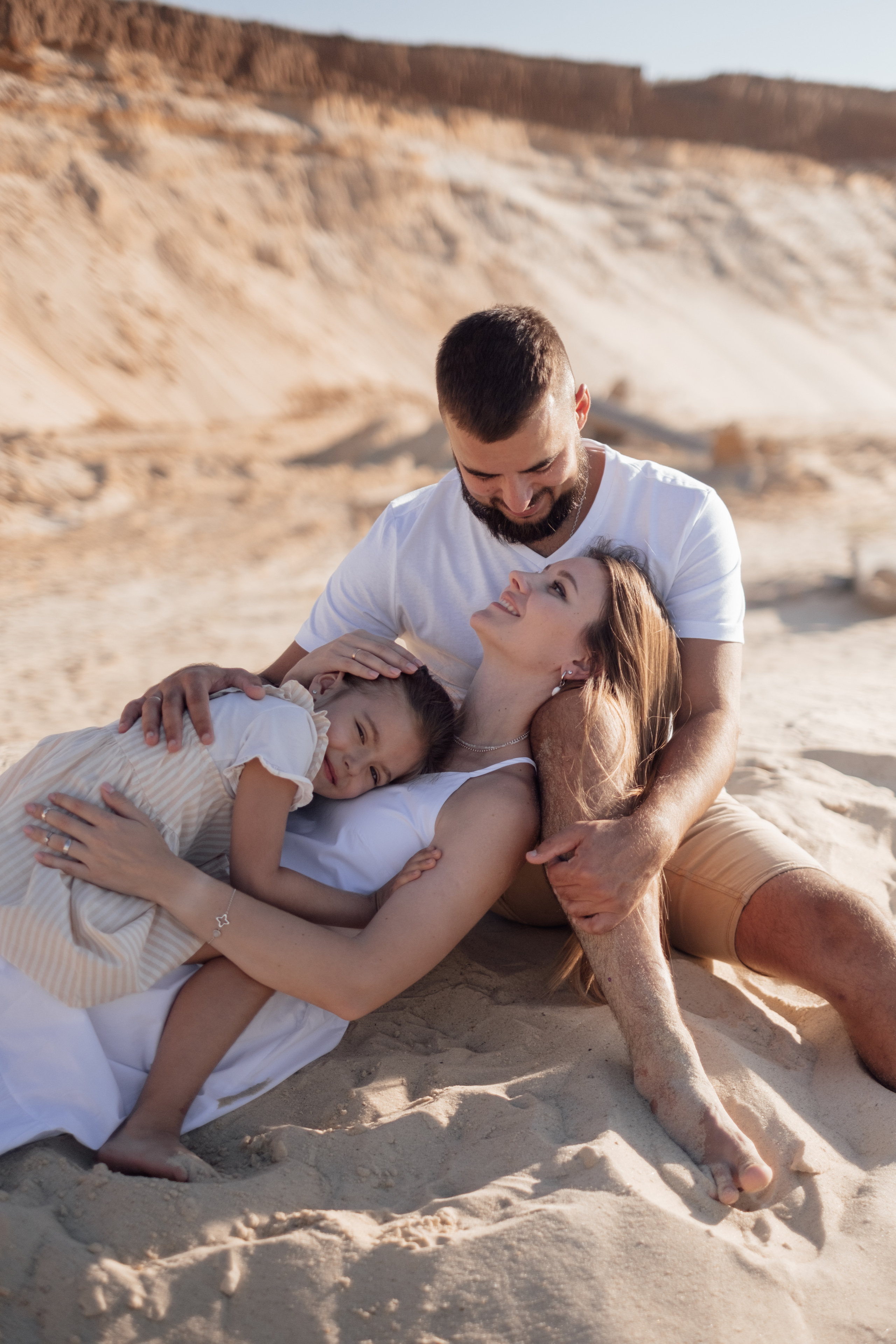 Песчаный карьер Алиса + Дима + Настя. Свадебный и семейный фотограф г. Волгоград Биленко Ангелина