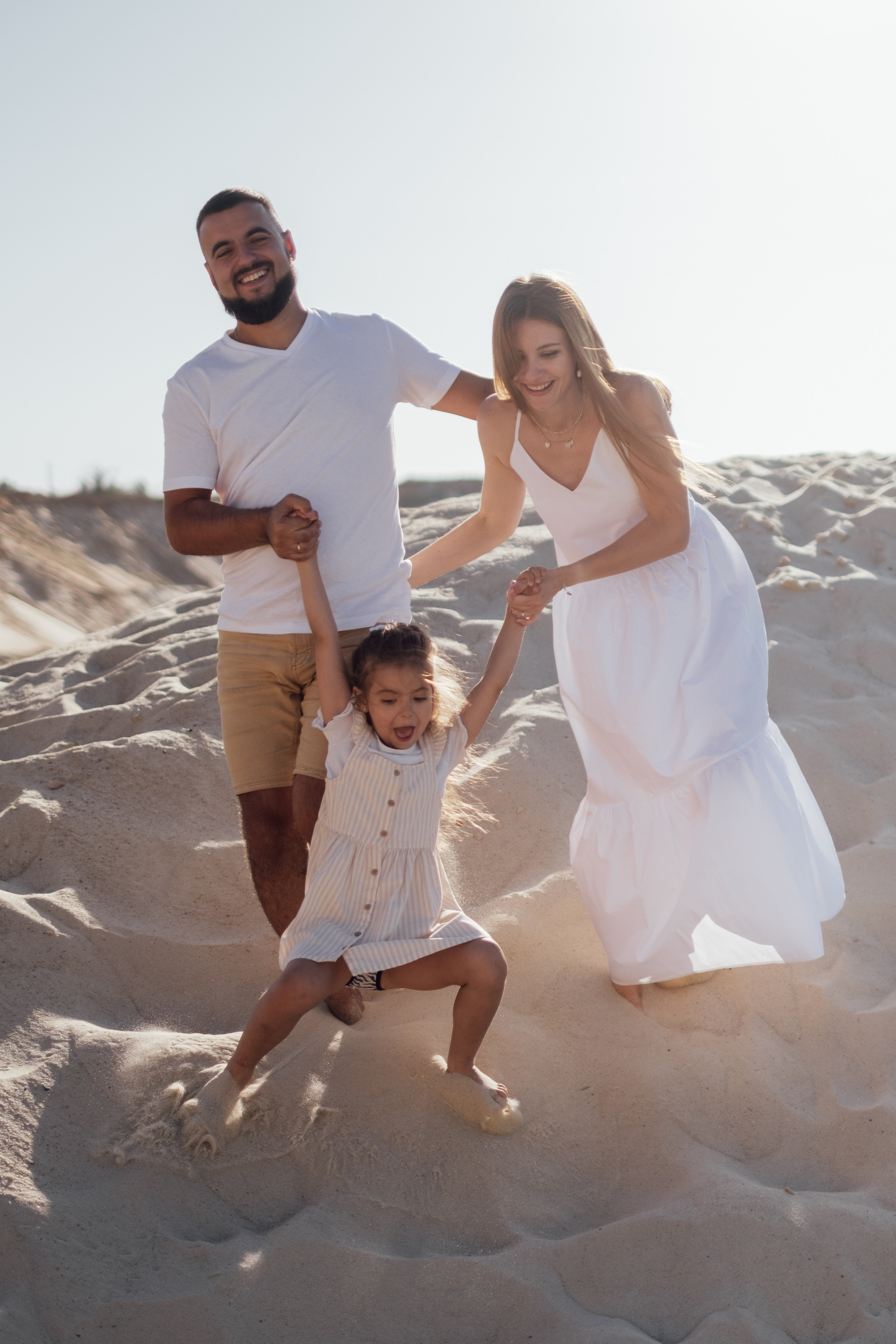 Песчаный карьер Алиса + Дима + Настя. Свадебный и семейный фотограф г. Волгоград Биленко Ангелина