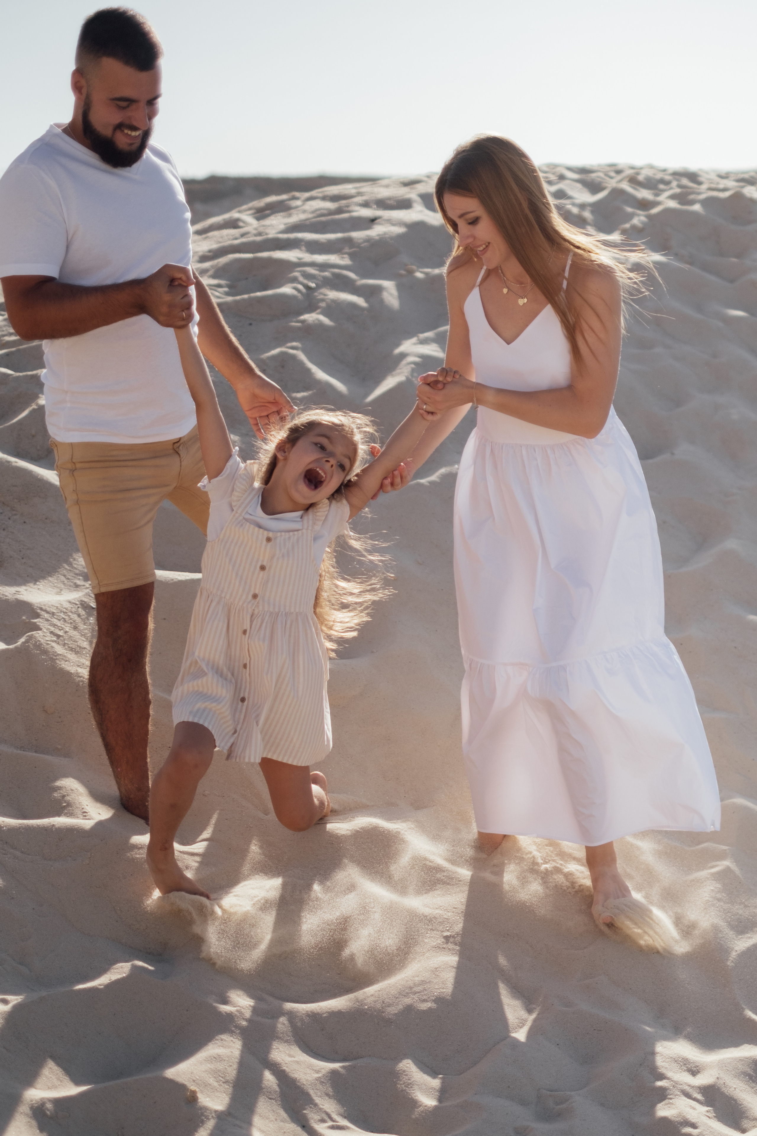 Песчаный карьер Алиса + Дима + Настя. Свадебный и семейный фотограф г. Волгоград Биленко Ангелина