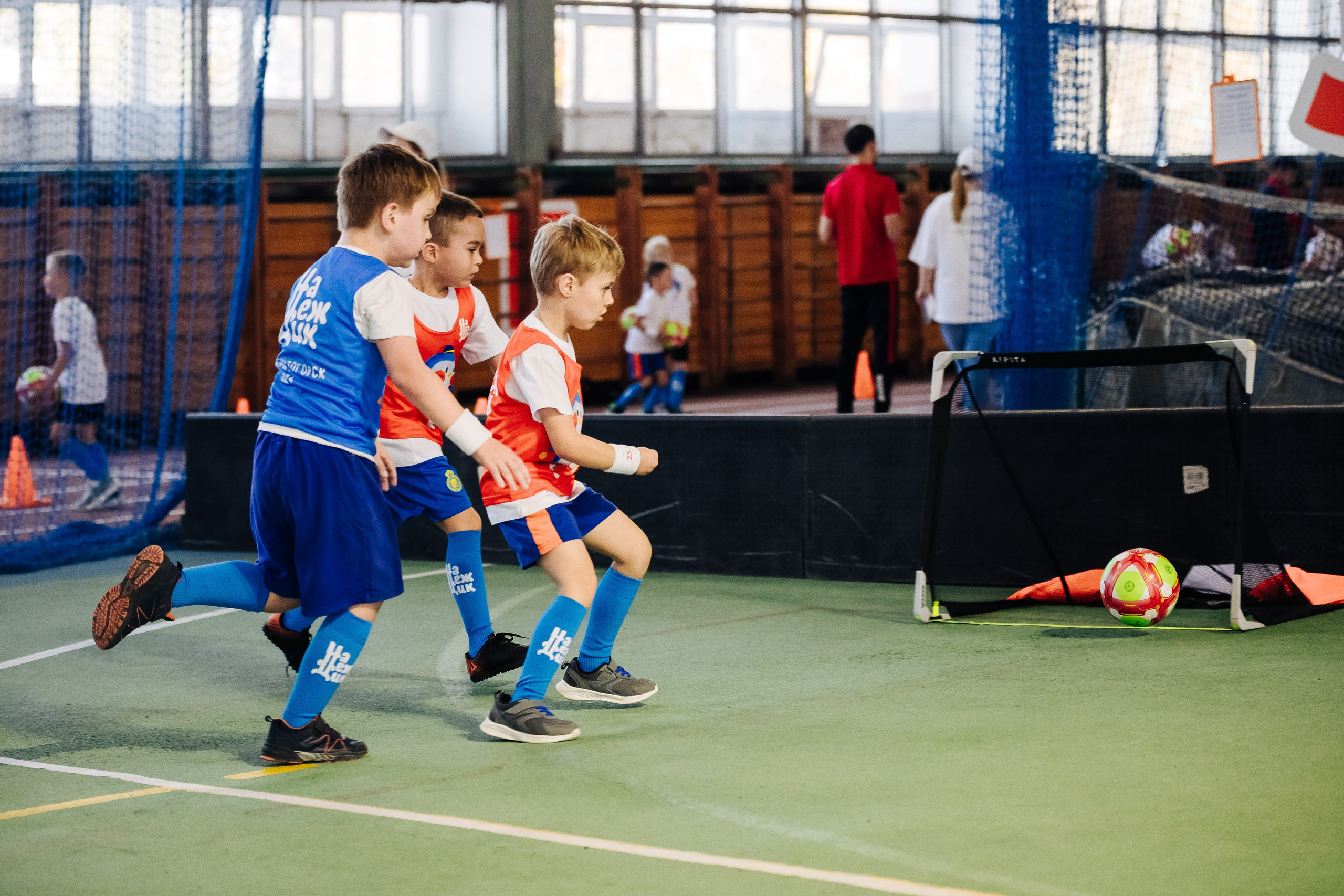 Детский праздник от футбольной школы «Надеждик» // 29.09.2024. Денис Прохоров Фотограф в г. Магнитогорск