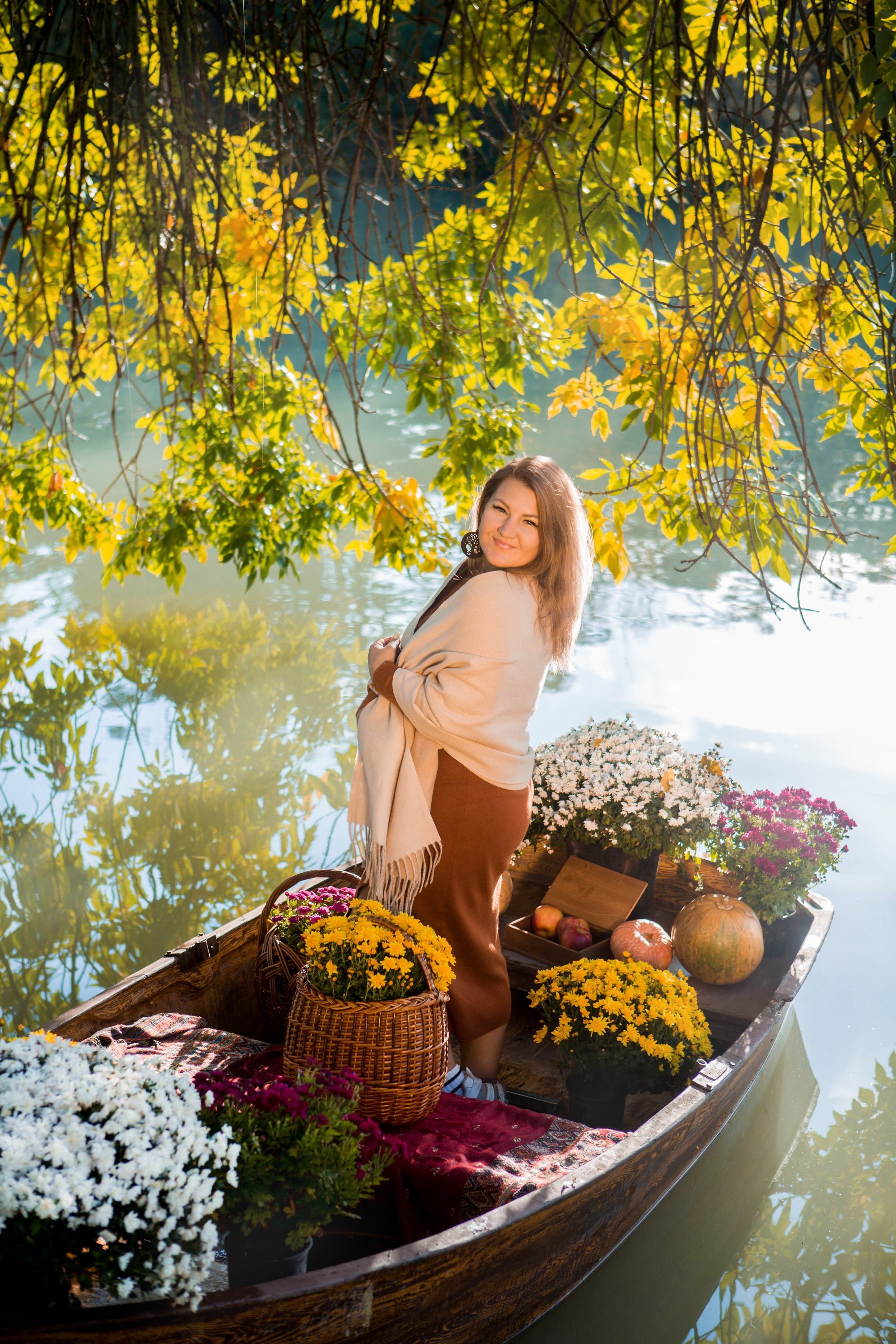 Лодка хризантем (осень). Свадебный семейный и детский фотограф в Краснодаре Карина Федоровская