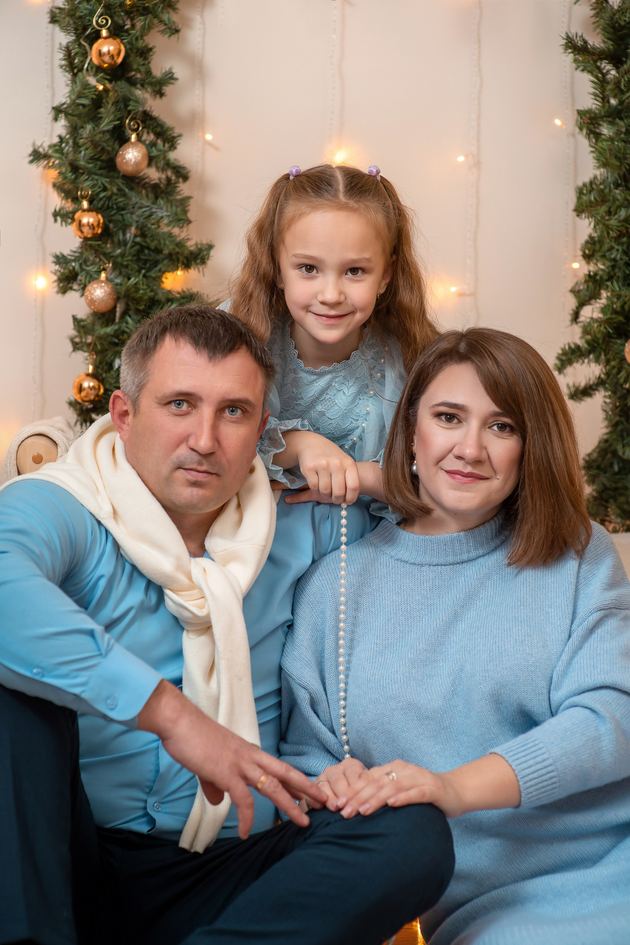 Олеся и её семья в НГ 2025. Семейный и детский фотограф Наталья Горда