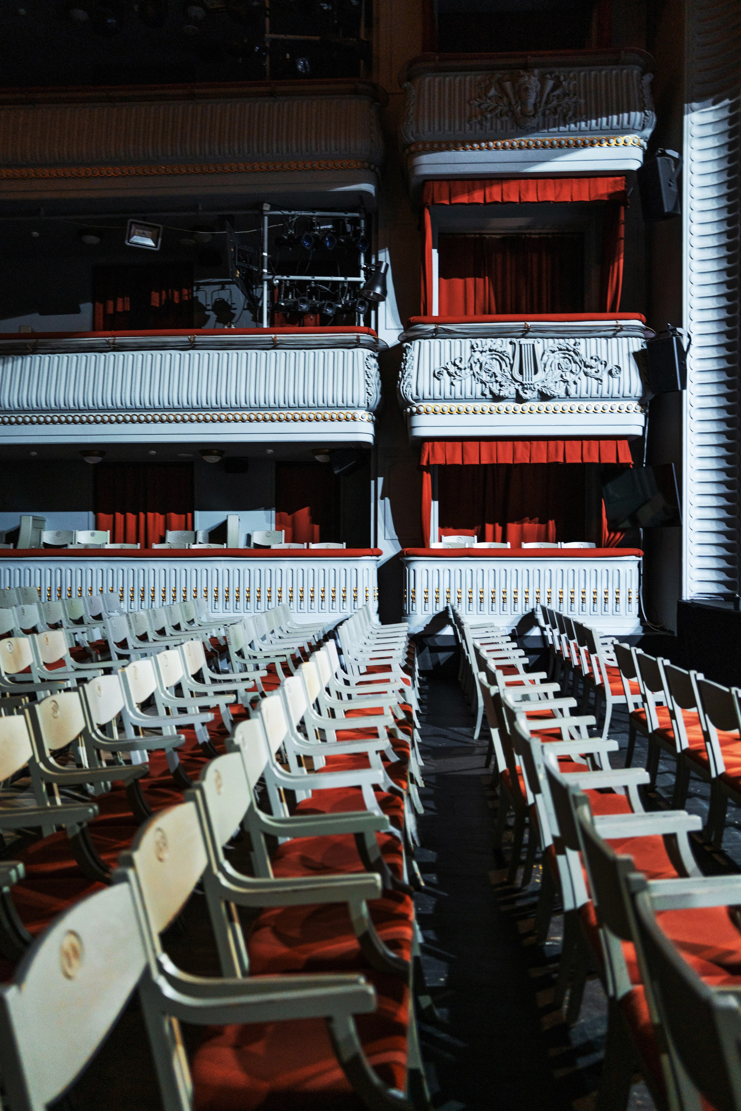 Theatre of Nations. Фотограф Евгения Добротворская