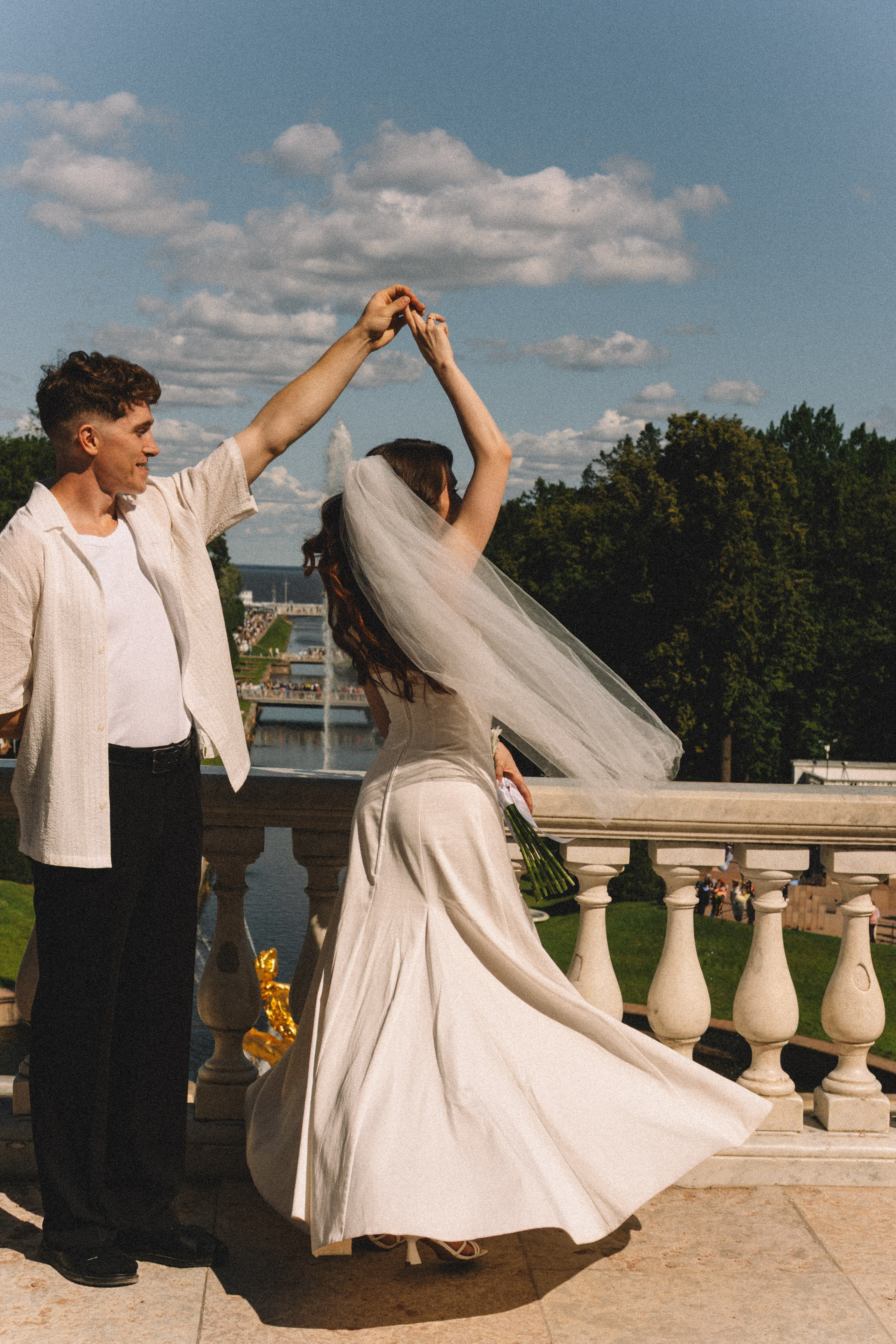 СВАДЕБНАЯ СЬЕМКА В ПЕТЕРГОФЕ И СЬЕМКА РЕПОРТАЖА В ЗАГСЕ ПЕТЕРГОФА. Профессиональный фотограф, Санкт-Петербург — Виктория Богомолова