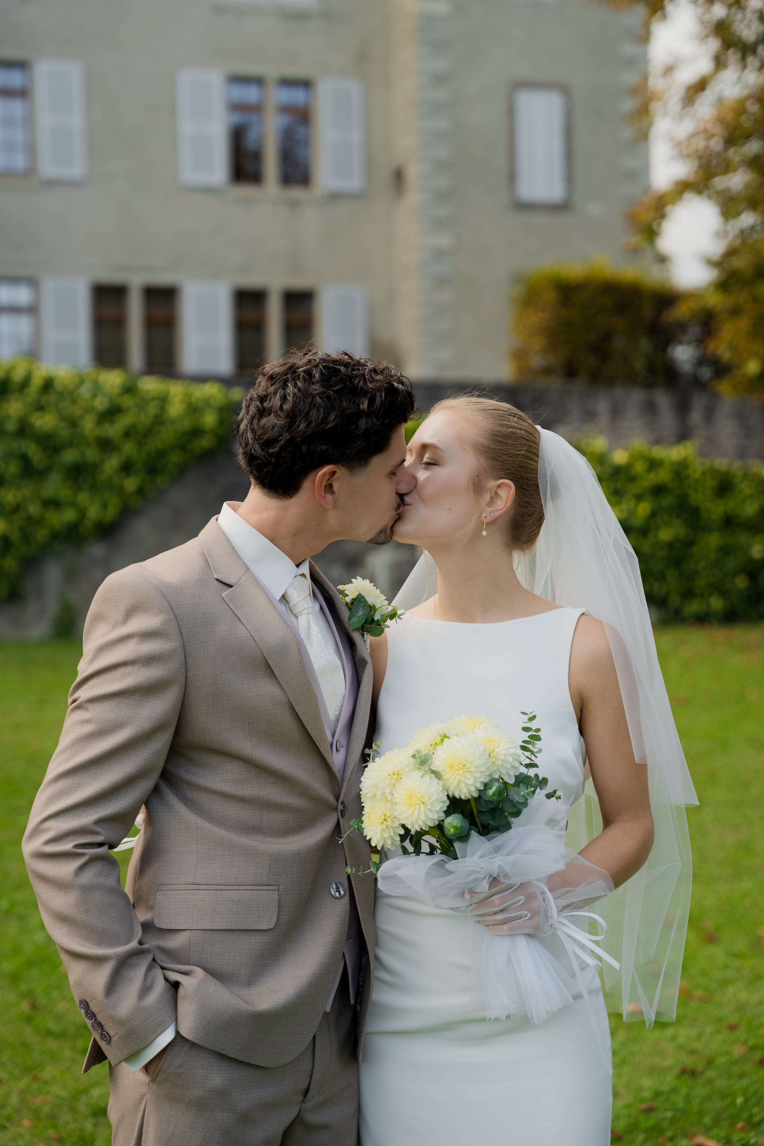 Liubov & Eric | civil wedding. Professional Wedding Photographer Geneva & Romande Switzerland | Tanya Creator