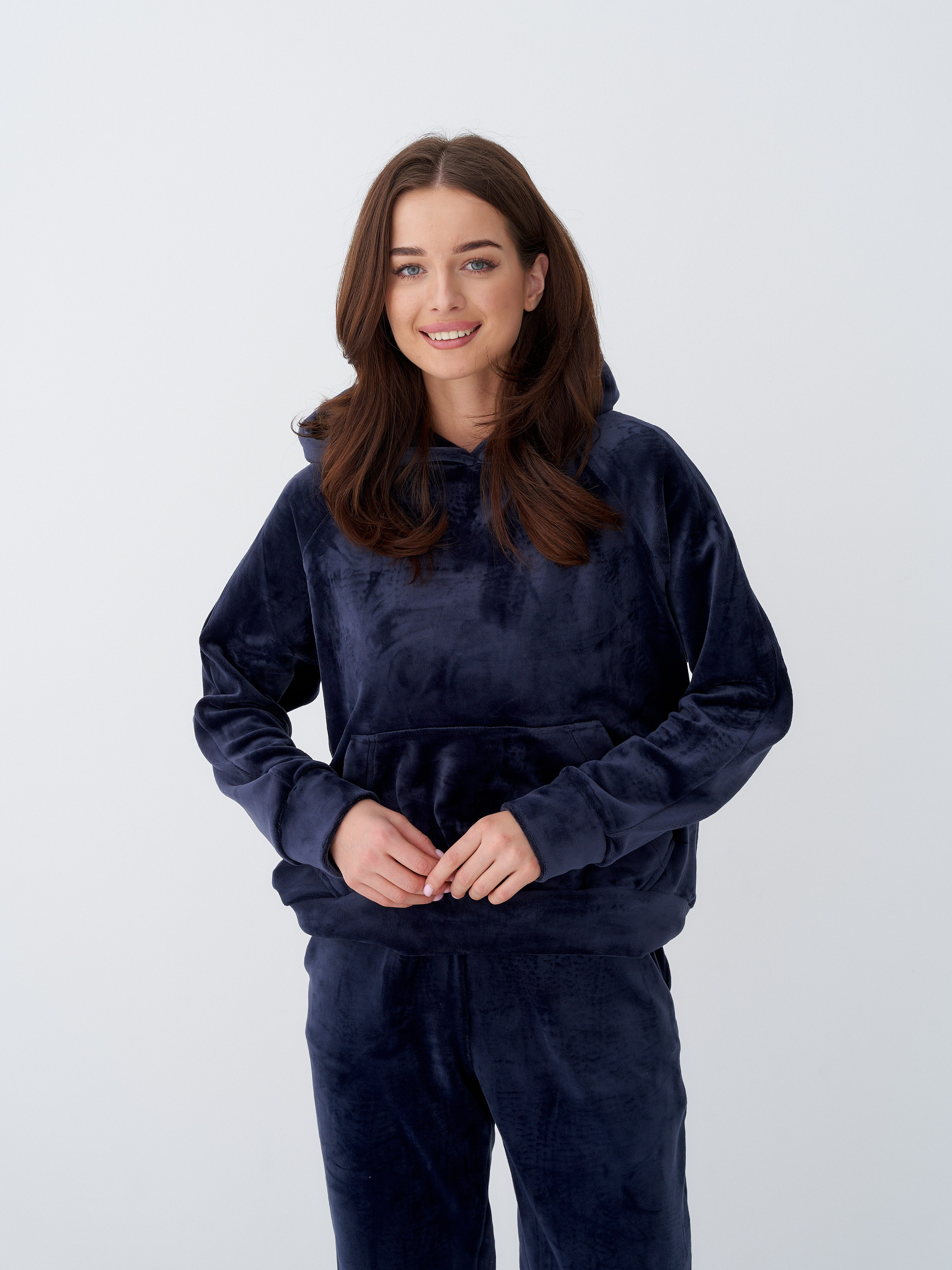 Оля. Контент для маркетплейсов и соцсетей. Фото и видео съемка