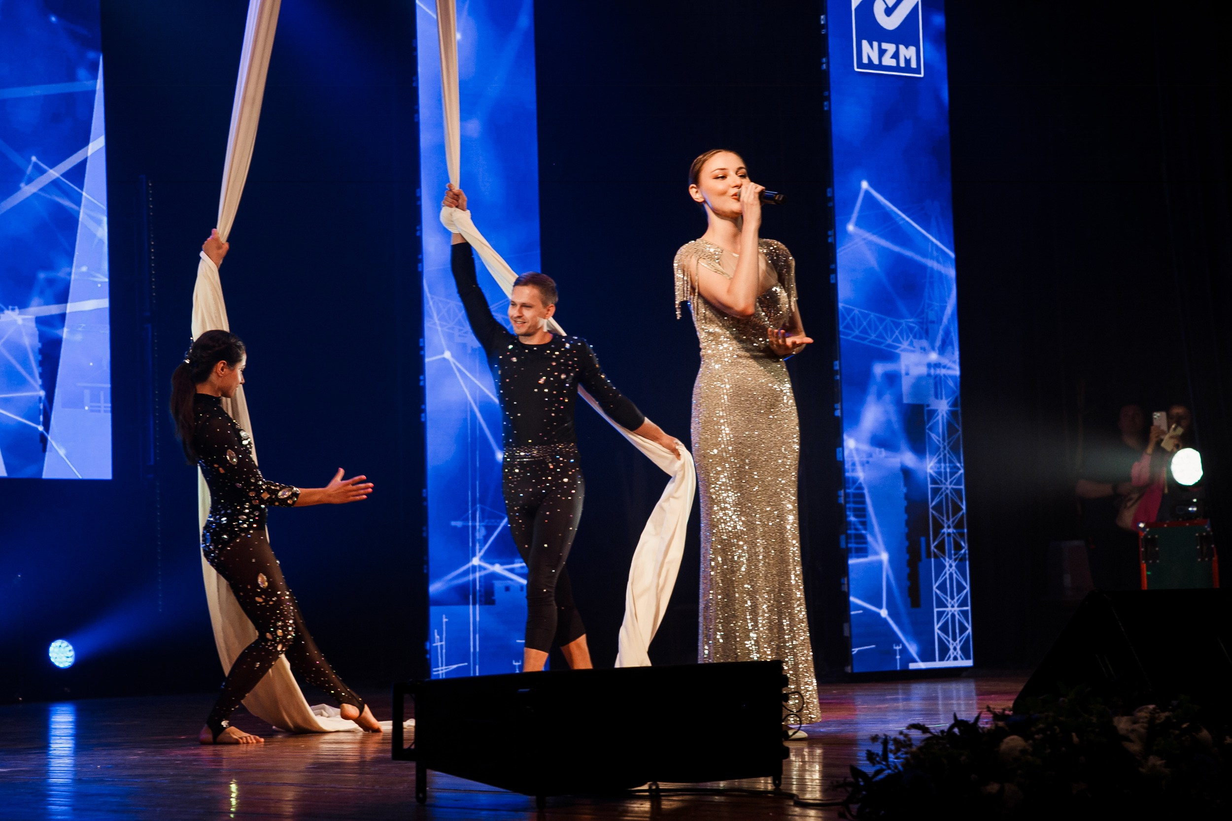 Юбилей фирмы «НЕФТЕЗАВОДМОНТАЖ». Свадебный и детский фотограф в Волгограде Слава Белов