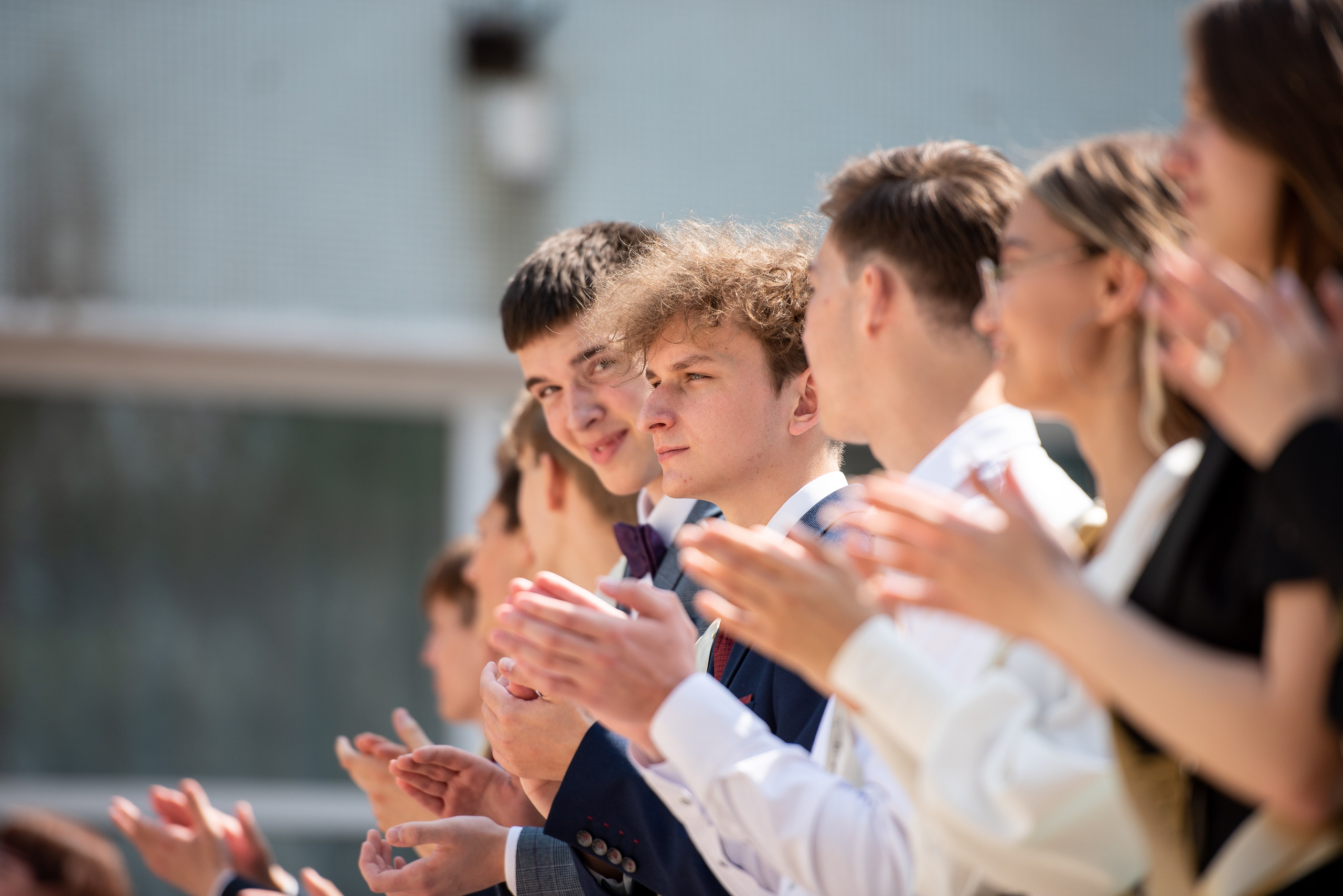 Выпускные школ. Свадебный и репортажный фотограф