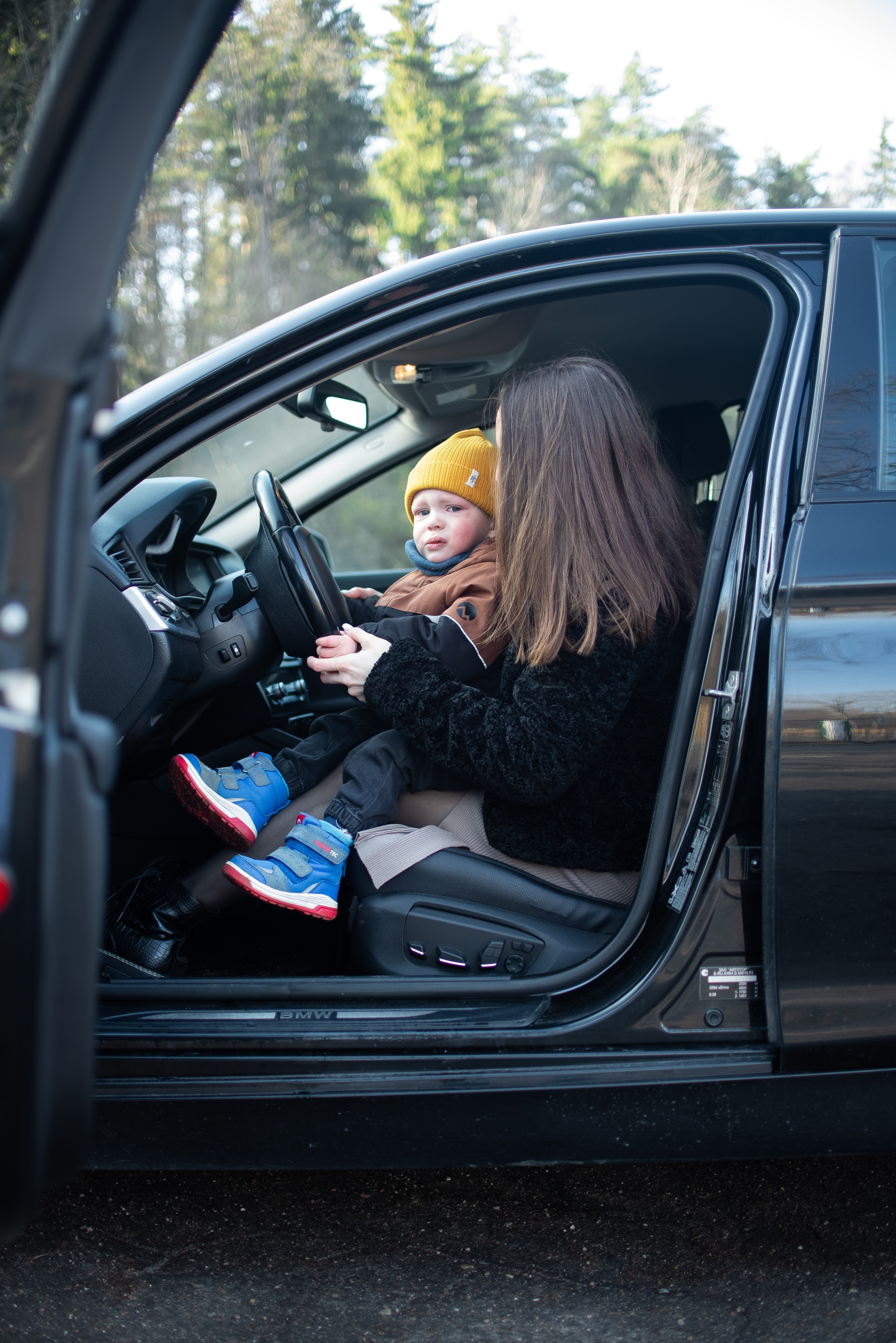 Екатерина, Артем и Родион. Семейный фотограф на выписку из роддома и крещение Минск Настя Гришук