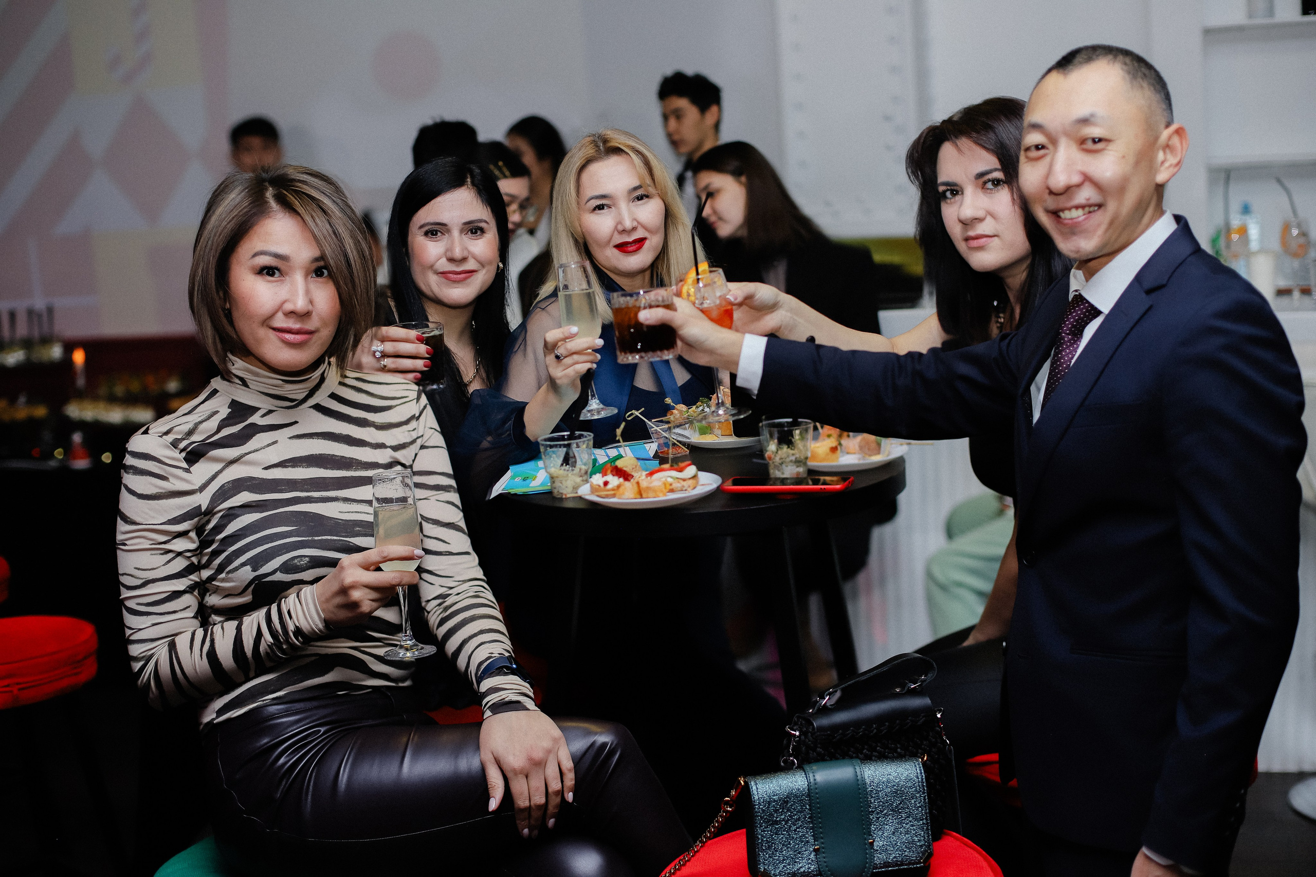 MonAmie 2024. Фотограф в Алматы и Москве Даша Пушкина