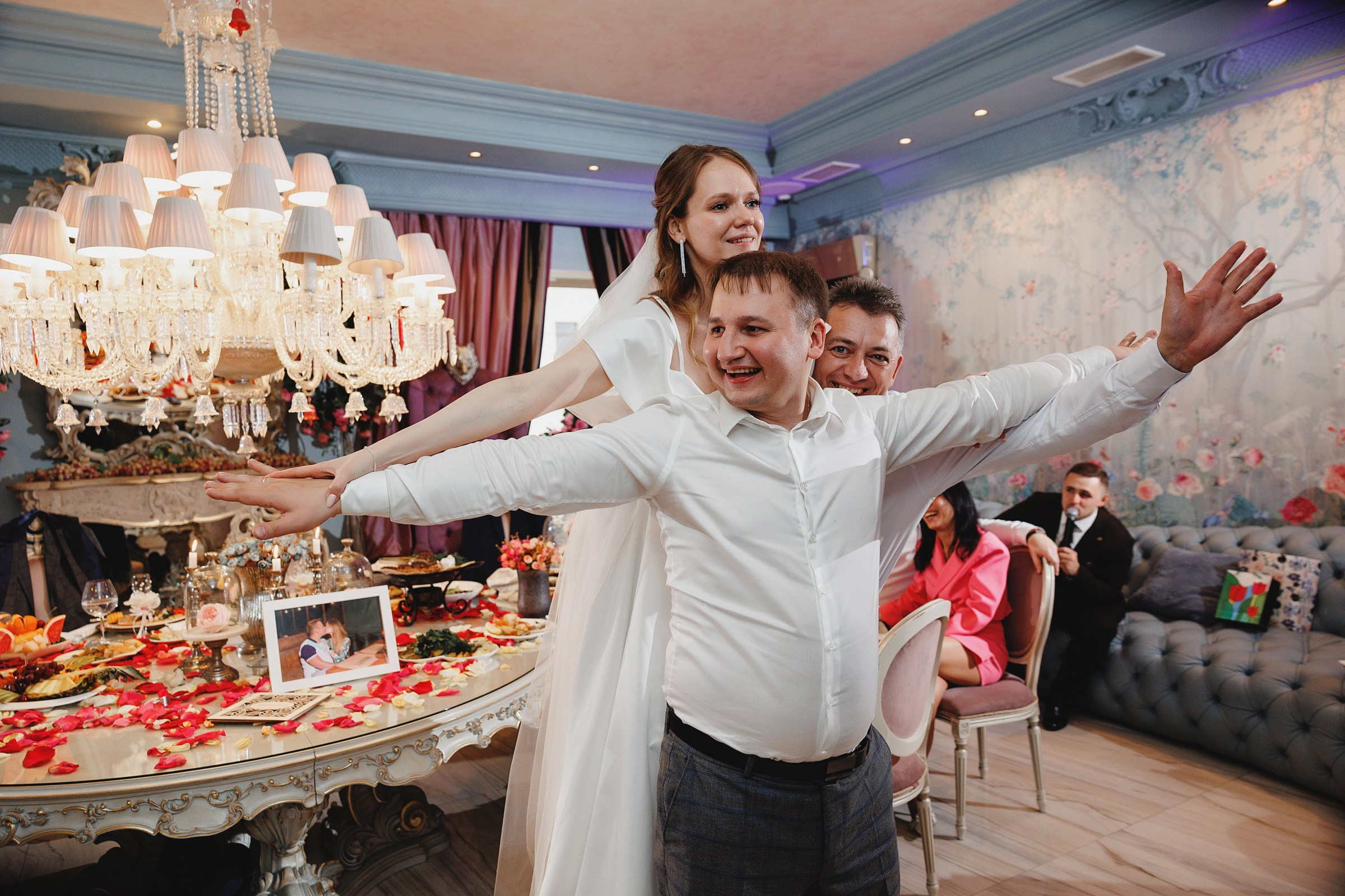 Александр Виктория. Свадебный фотограф и видеограф Дмитрий Горяченков