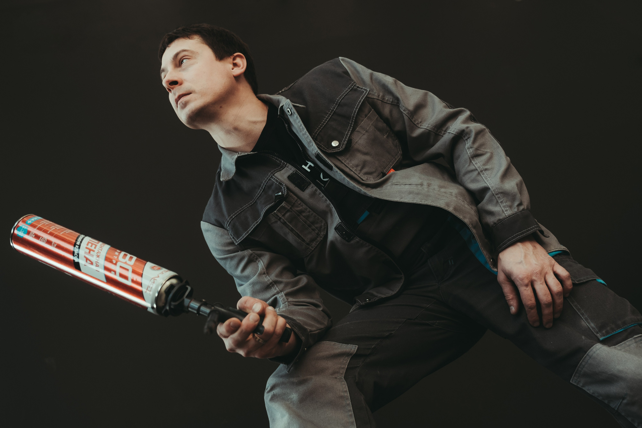 Монтажник ПВХ окон. Свадебный фотограф в Саратове Сторожев Слава