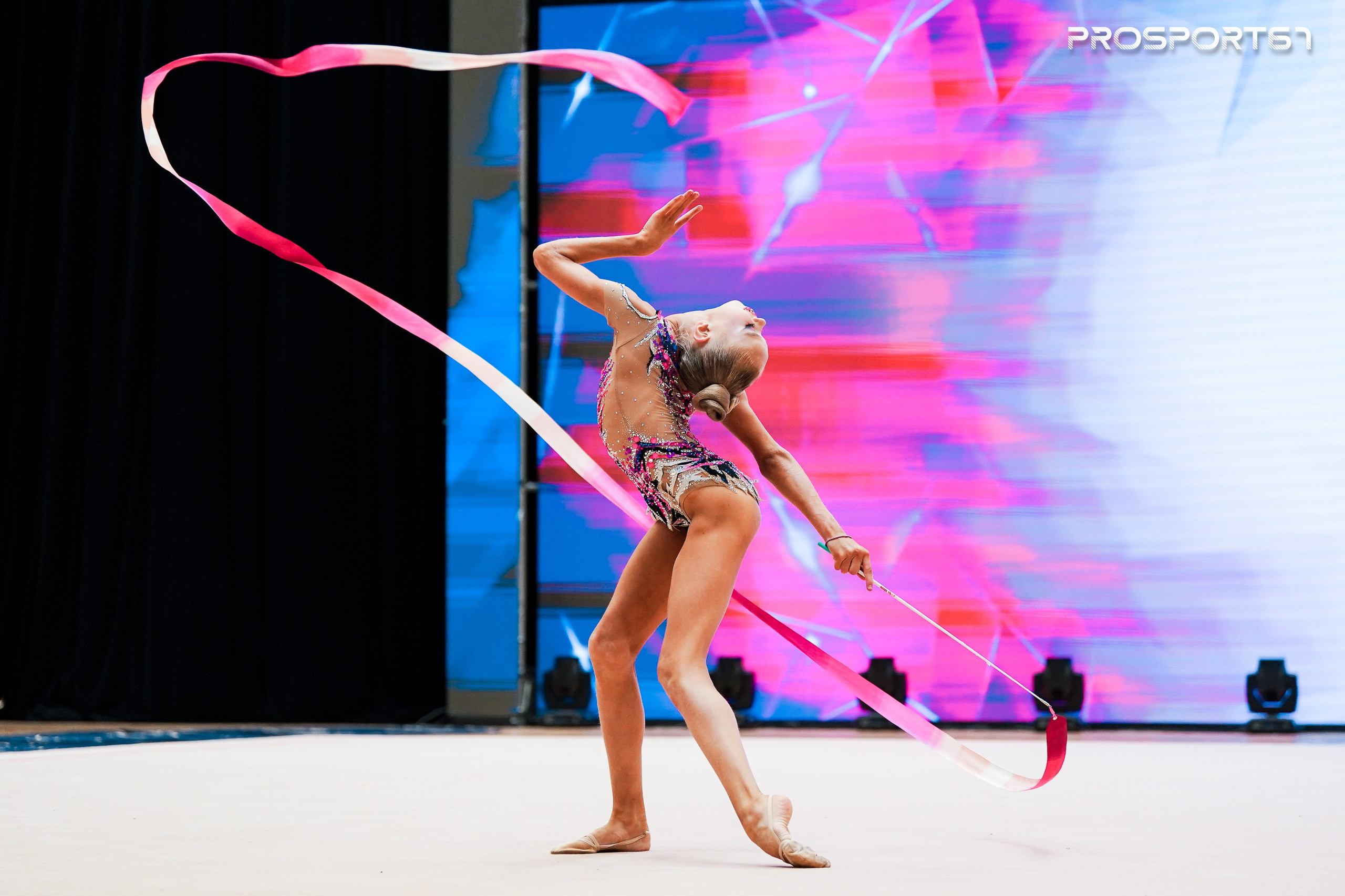 Ева Кононова. Хрустальная роза 2025 г.Минск. Спортивный фотограф Олег Медведев | prosport67 | Смоленск
