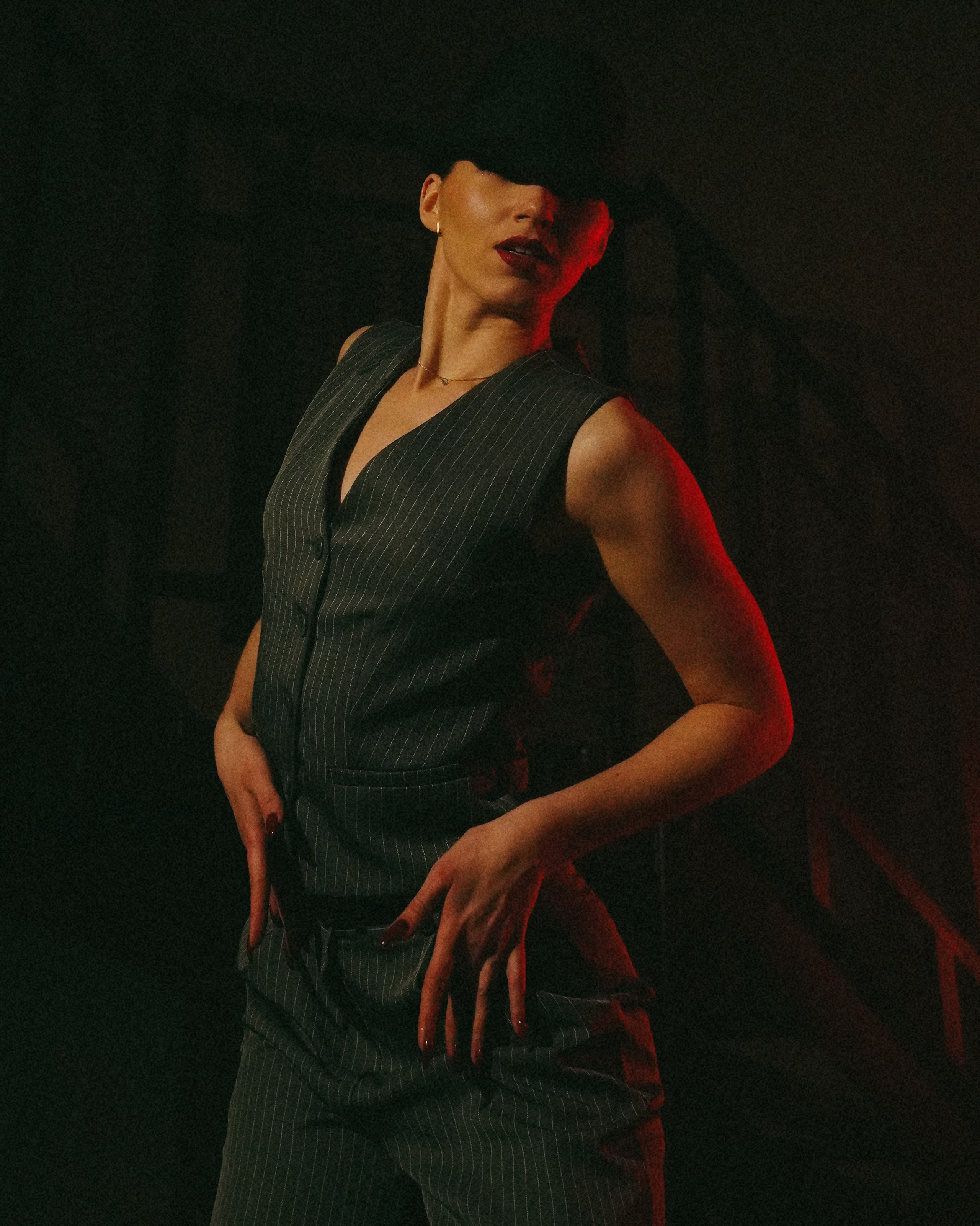 Острые козырьки. Фотограф Юлия Евсеева